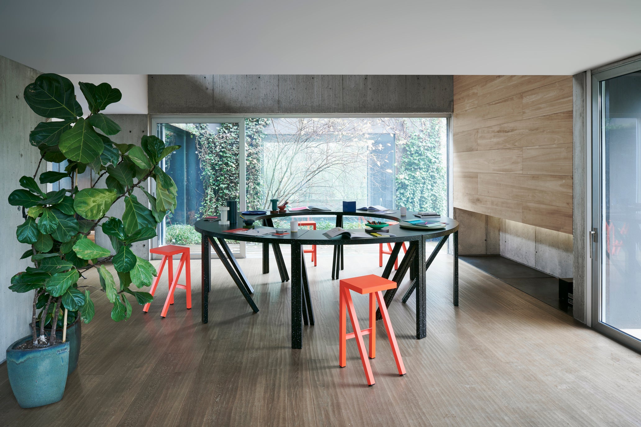 BUREAURAMA blue stool