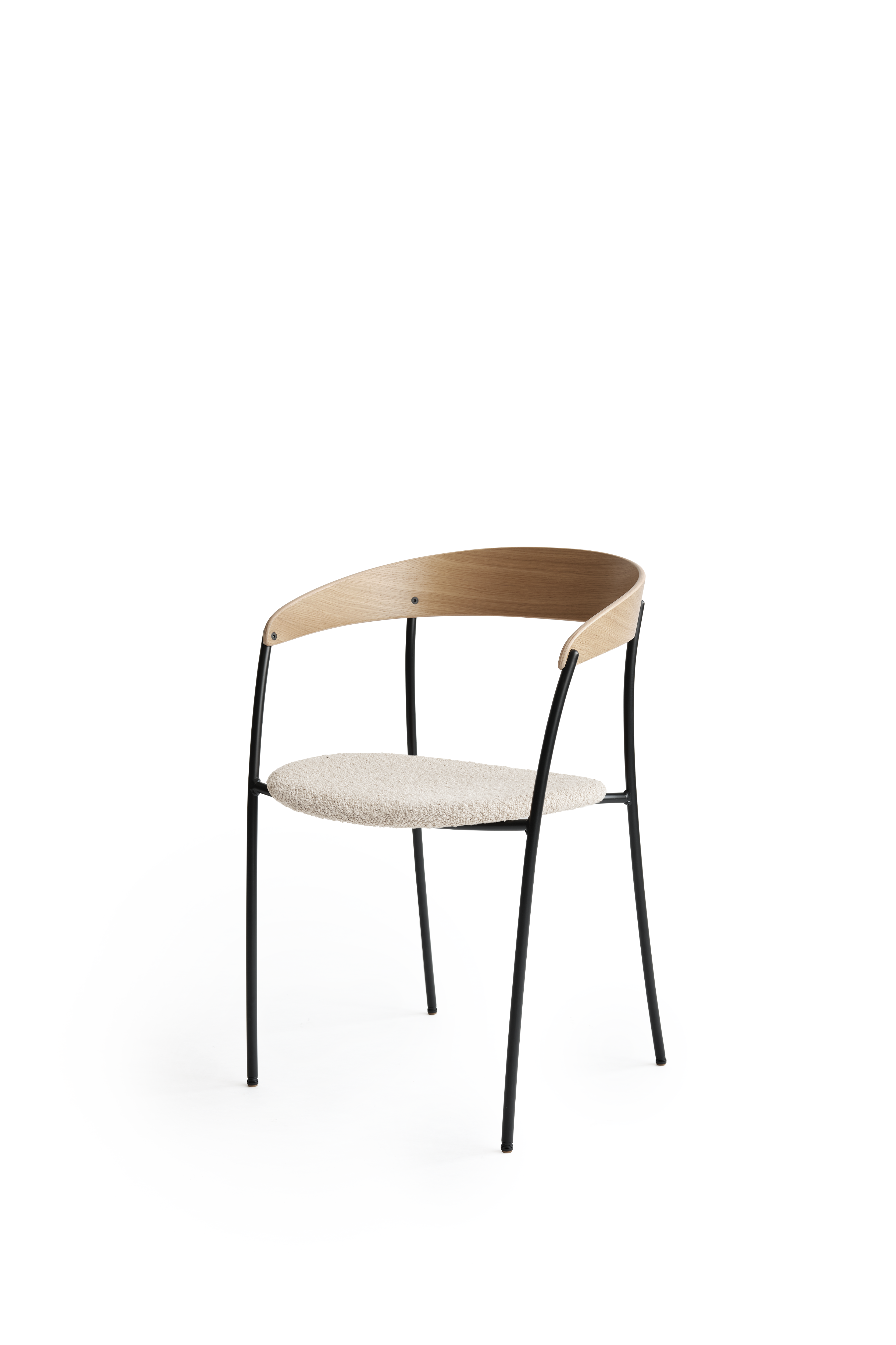A chair with MISSING AREPHOUSTERS UPHOLSTEMED WITH Oak Veneer