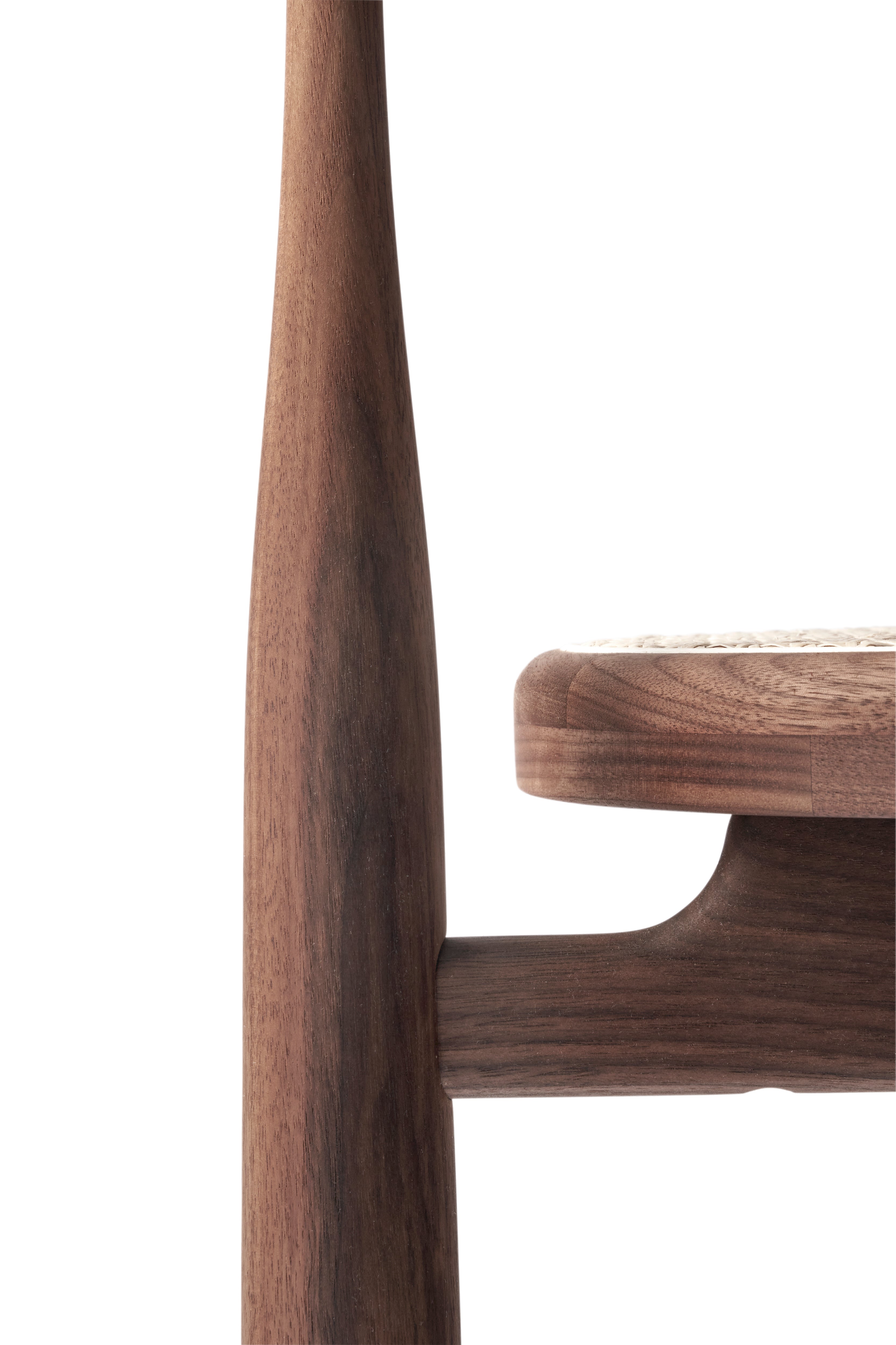 Bukowski chair braided seat with a nutty base