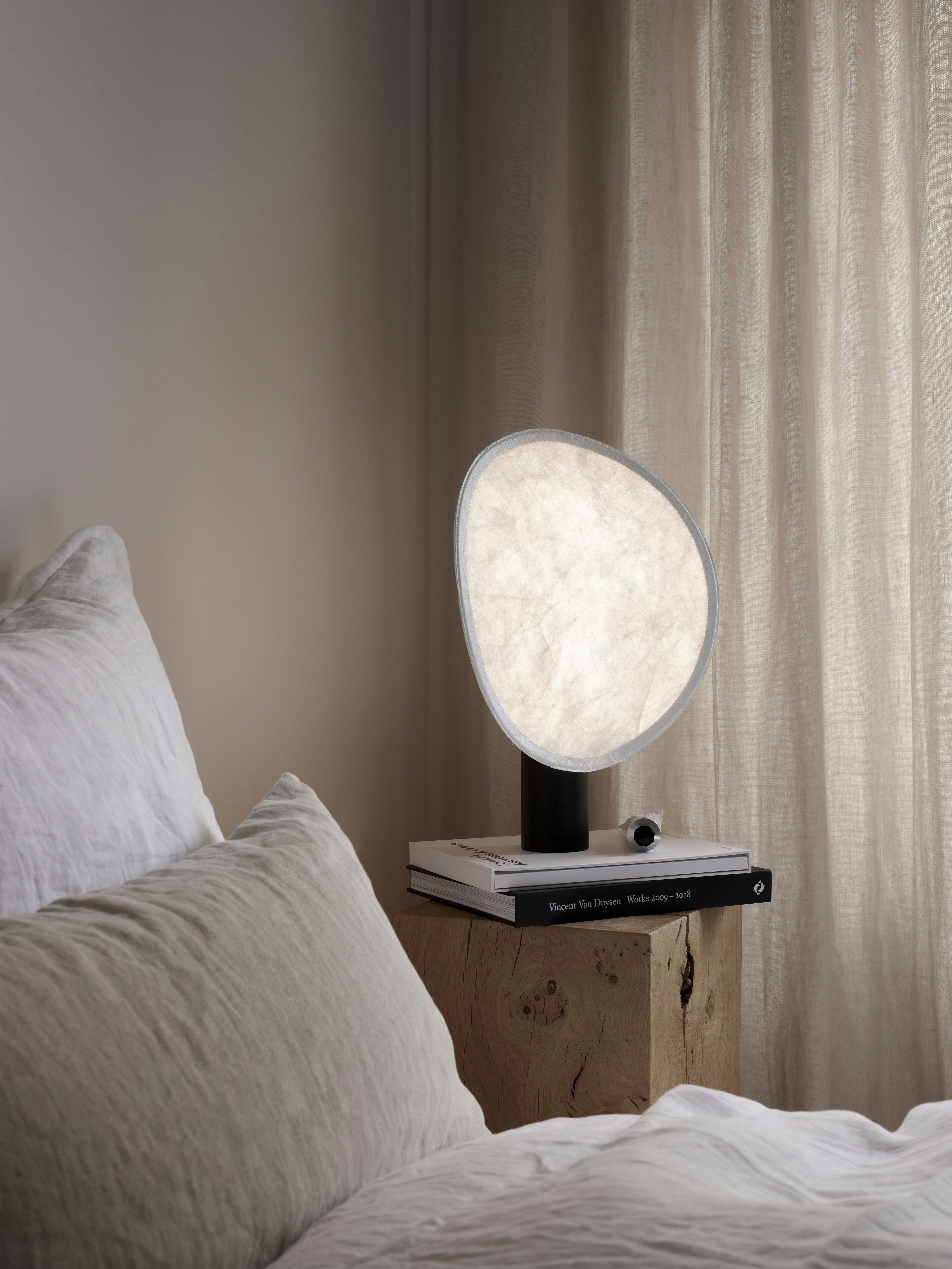Lampa przenośna TENSE czarna podstawa