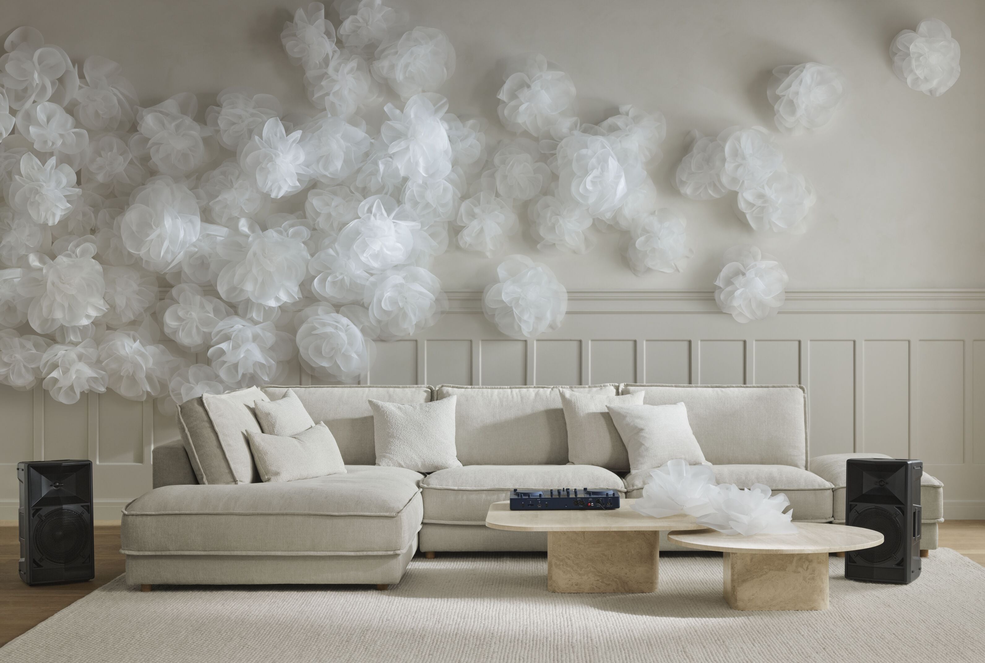 Sofa modułowa NOORA - szezlong lewostronny z dębową podstawą