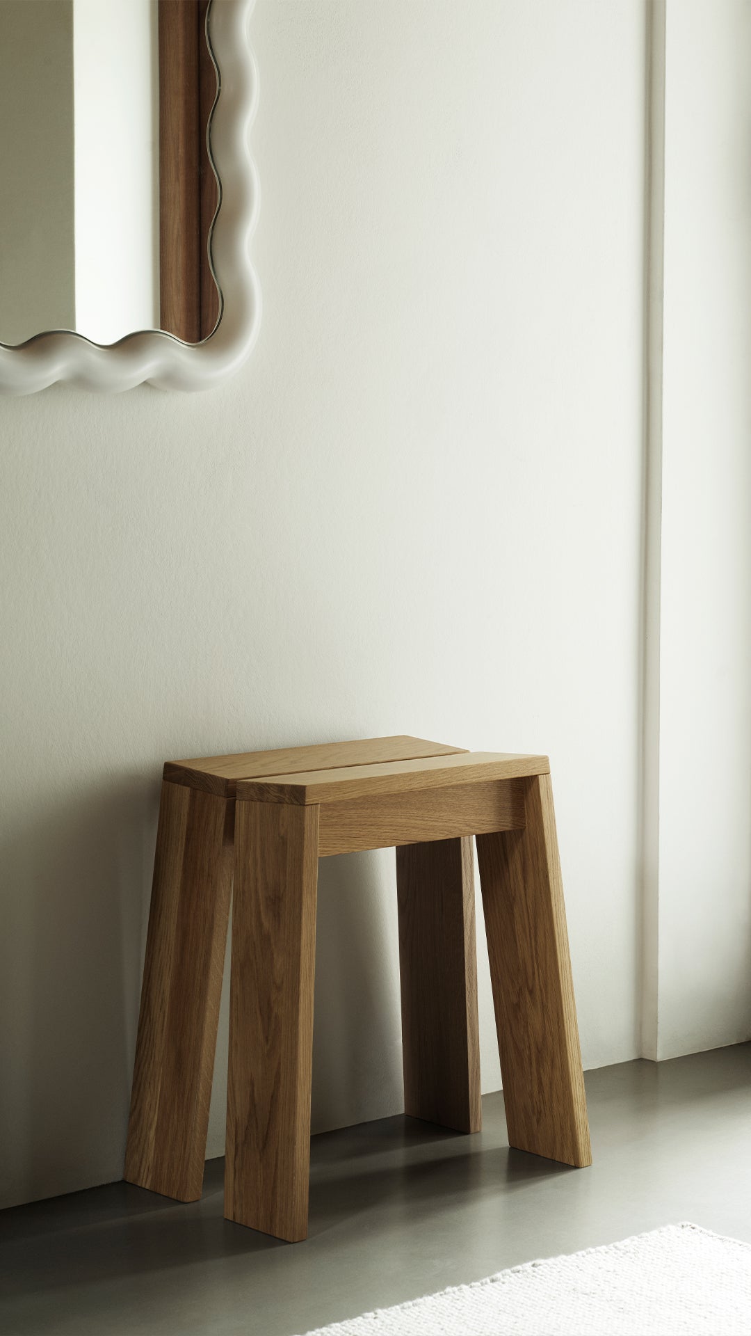 Shide Stool braune Asche