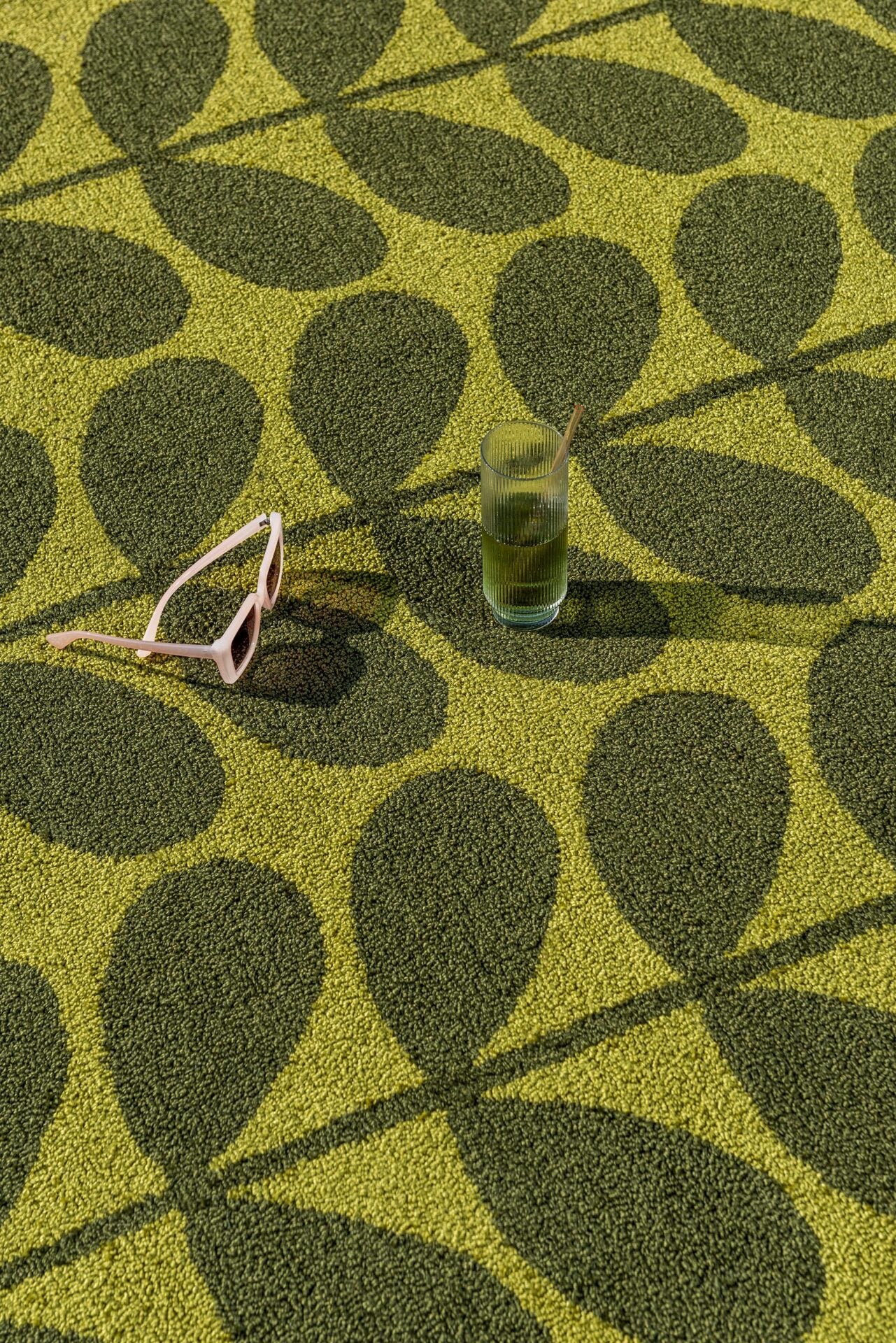 Dywan zewnętrzny SOLID STEM SEAGRASS zielony