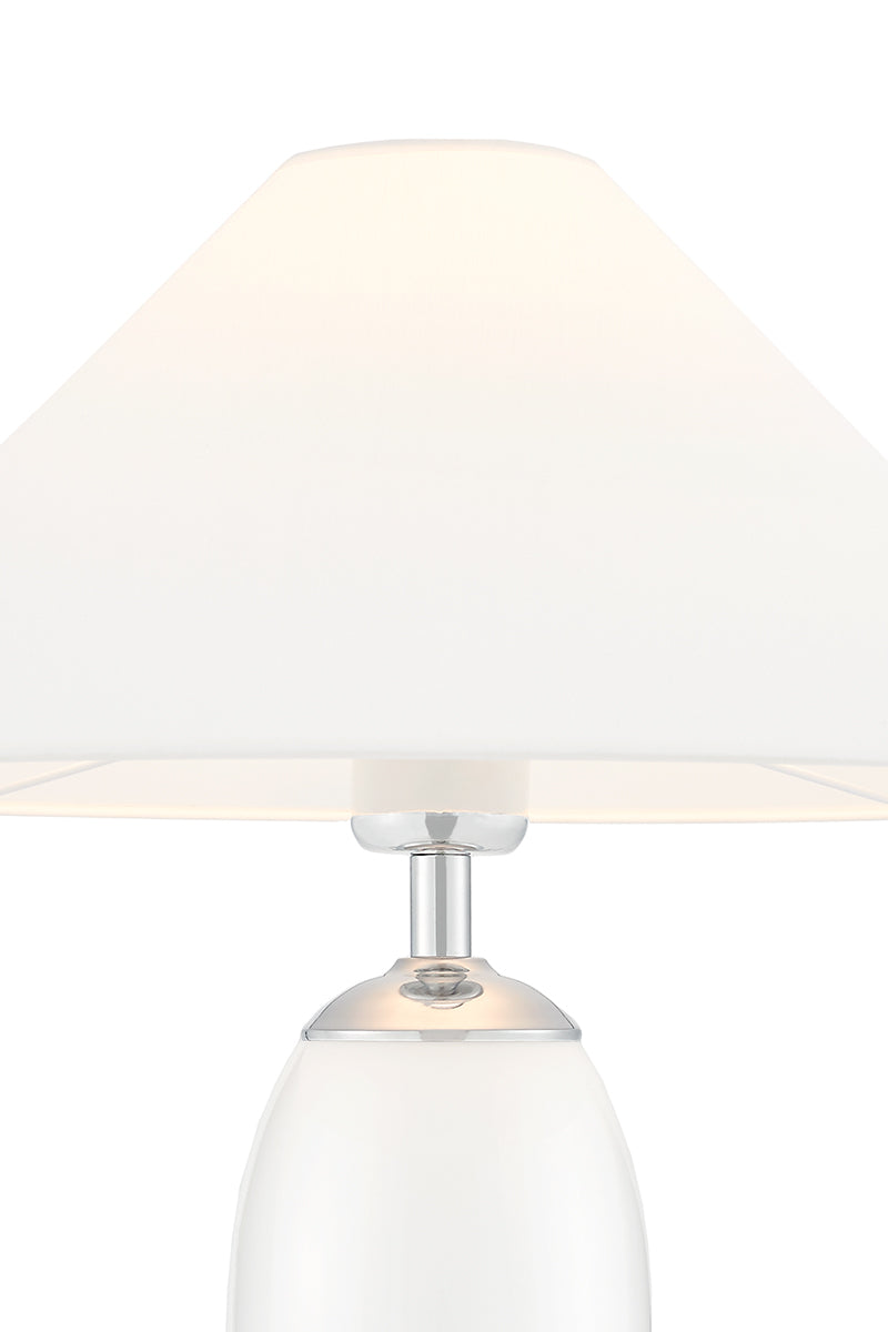 Tischlampe REA weiß mit milchigem Sockel und silbernem Finish
