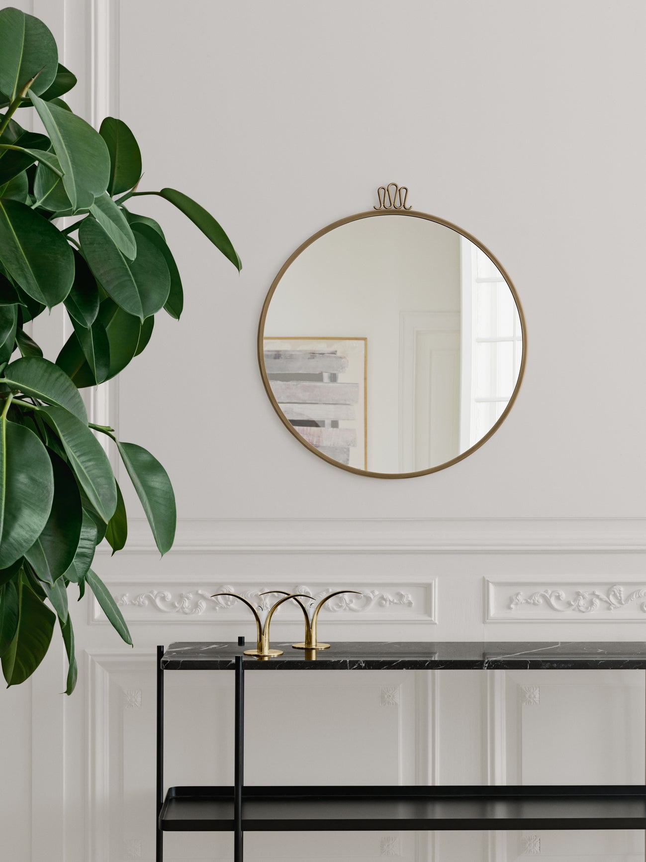 TS console black marble with chrome base