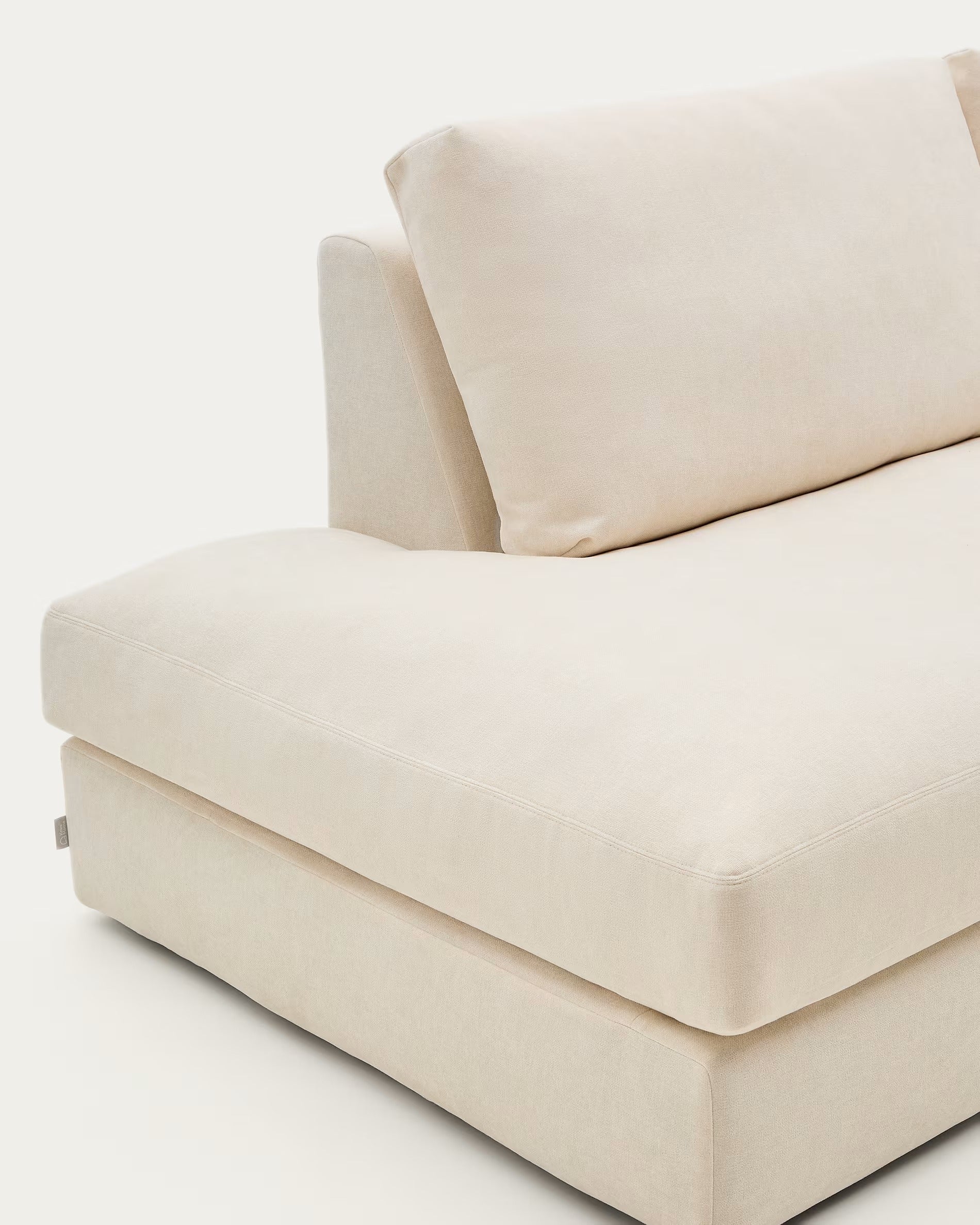 Rechtes 5-Sitzer-Ecksofa ALEA aus ecrufarbenem Chenille