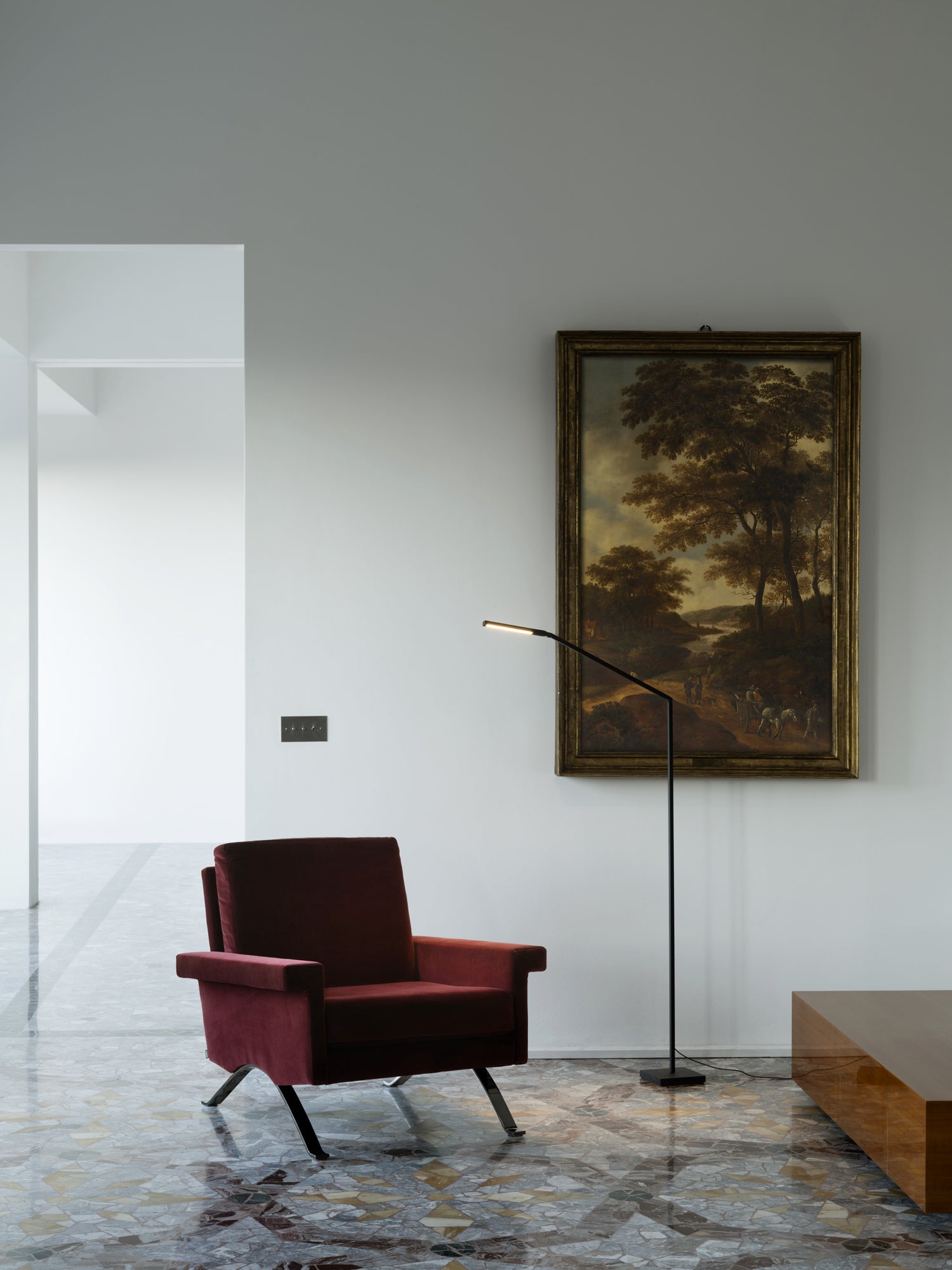 Stehlampe zum Lesen UNTITLED LINEAR schwarz