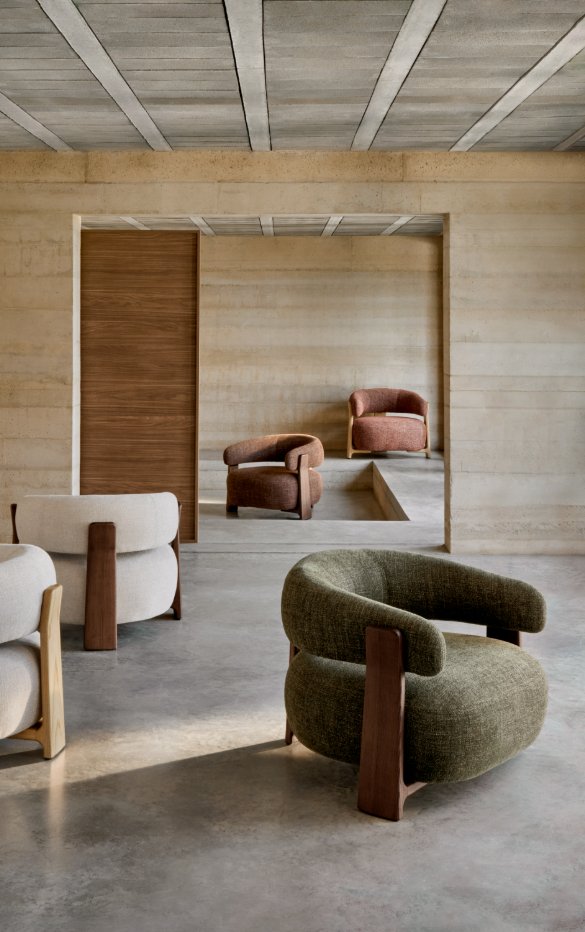 GRANITE armchair in brown chenille with a dark ash base