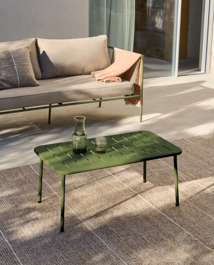 Zivia Écru outer sofa with a steel base