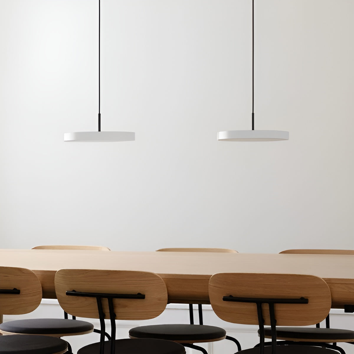 Lampa wisząca ASTERIA PLUS jasnoszary z czarną wstawką
