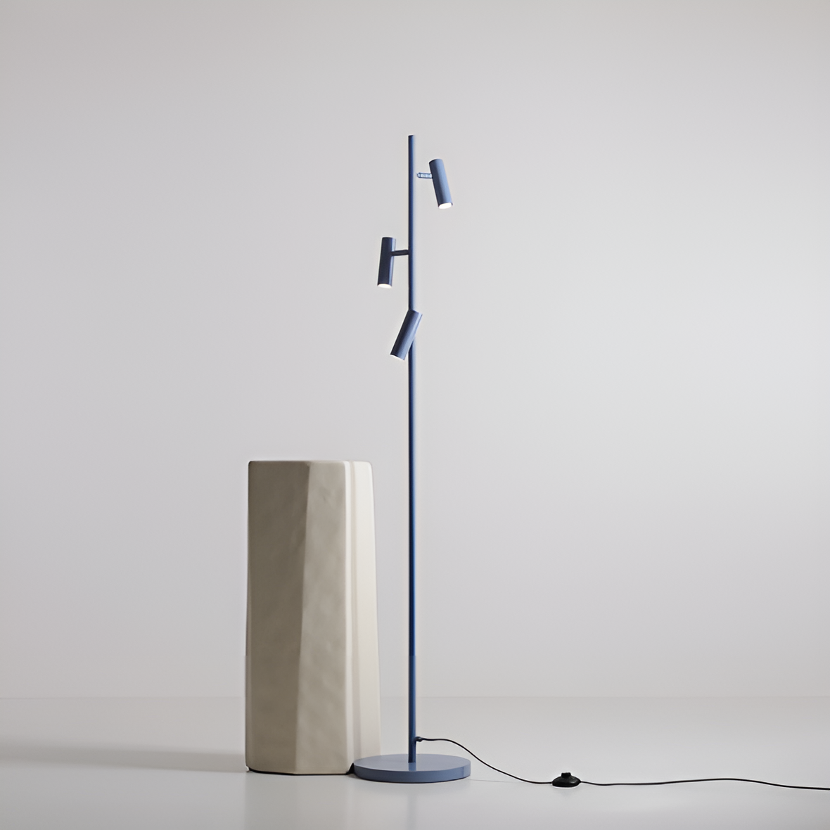 Lampa podłogowa TREVO niebieski