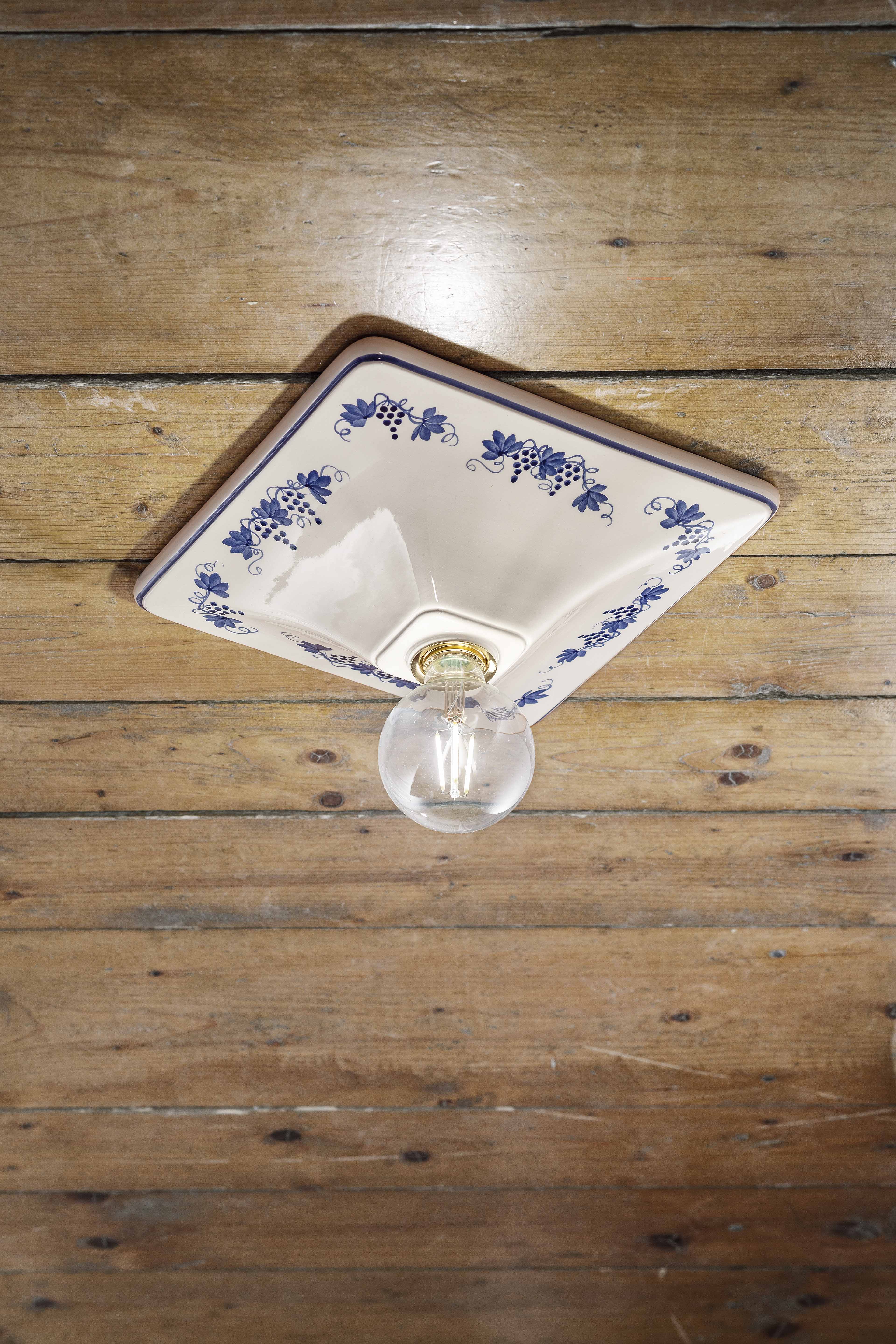Plafon ceramiczny TRIESTE biały z niebieskim wzorem
