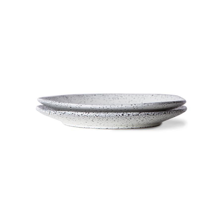 Ceramiczny talerz deserowy Bold&Basic kremowy 2 sztuki HKliving Eye on Design