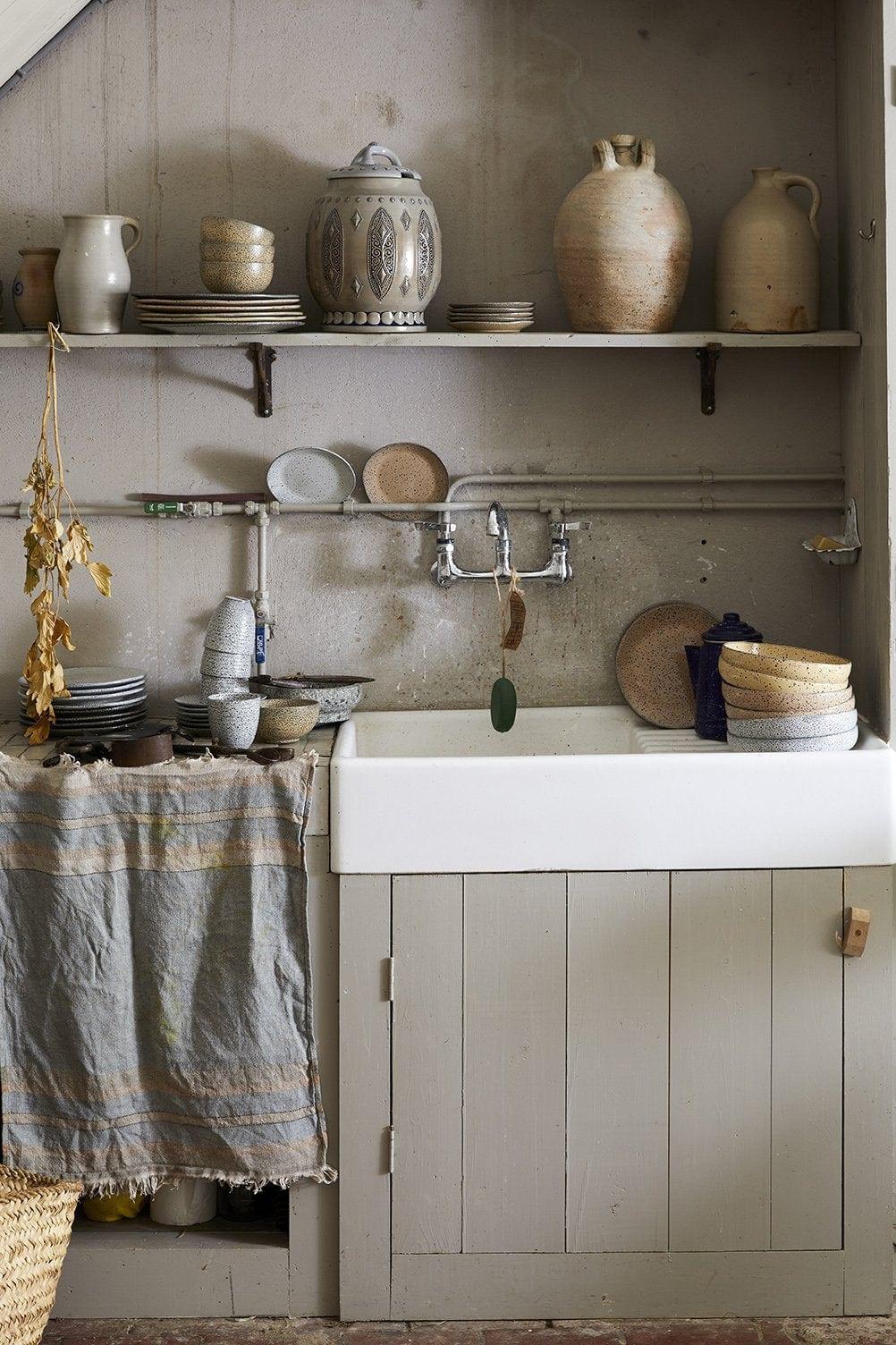 Ceramiczny talerz deserowy Bold&Basic kremowy 2 sztuki HKliving Eye on Design