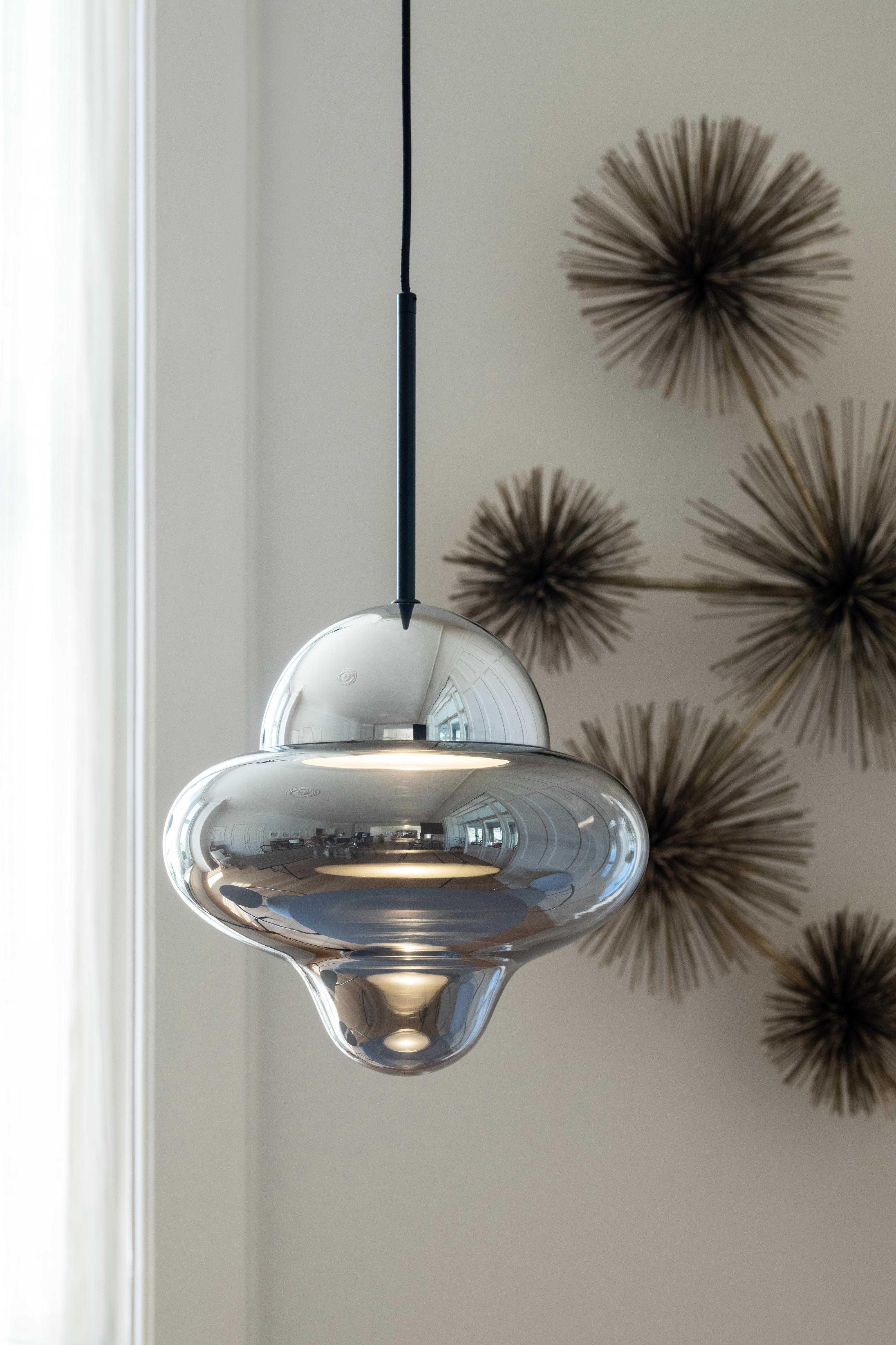 Lampa wisząca NUTTY szkło dymione ze srebrnym wykończeniem