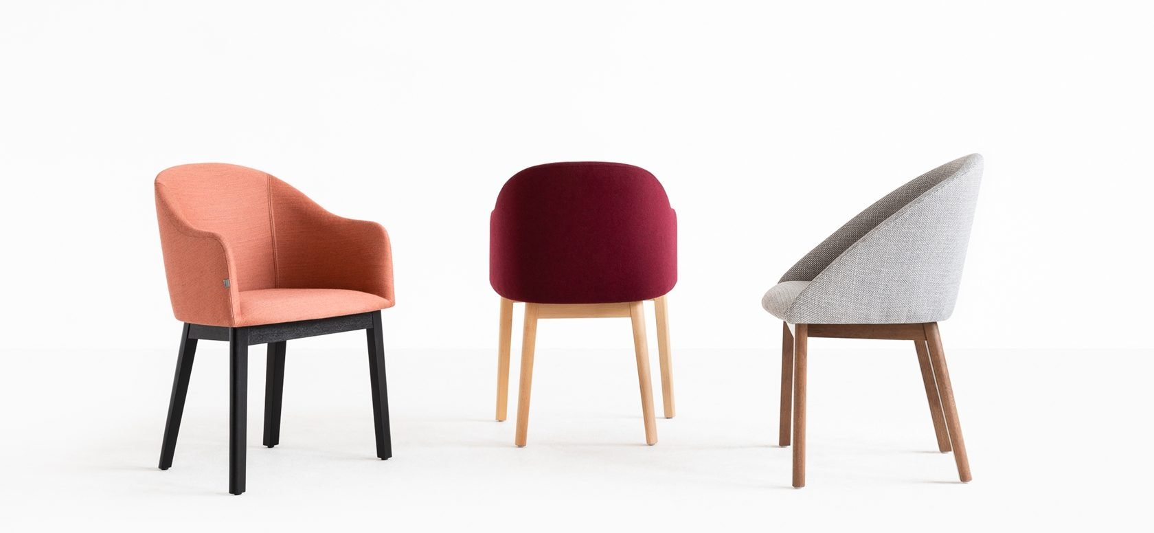 POP A-1901 chair with a wooden base