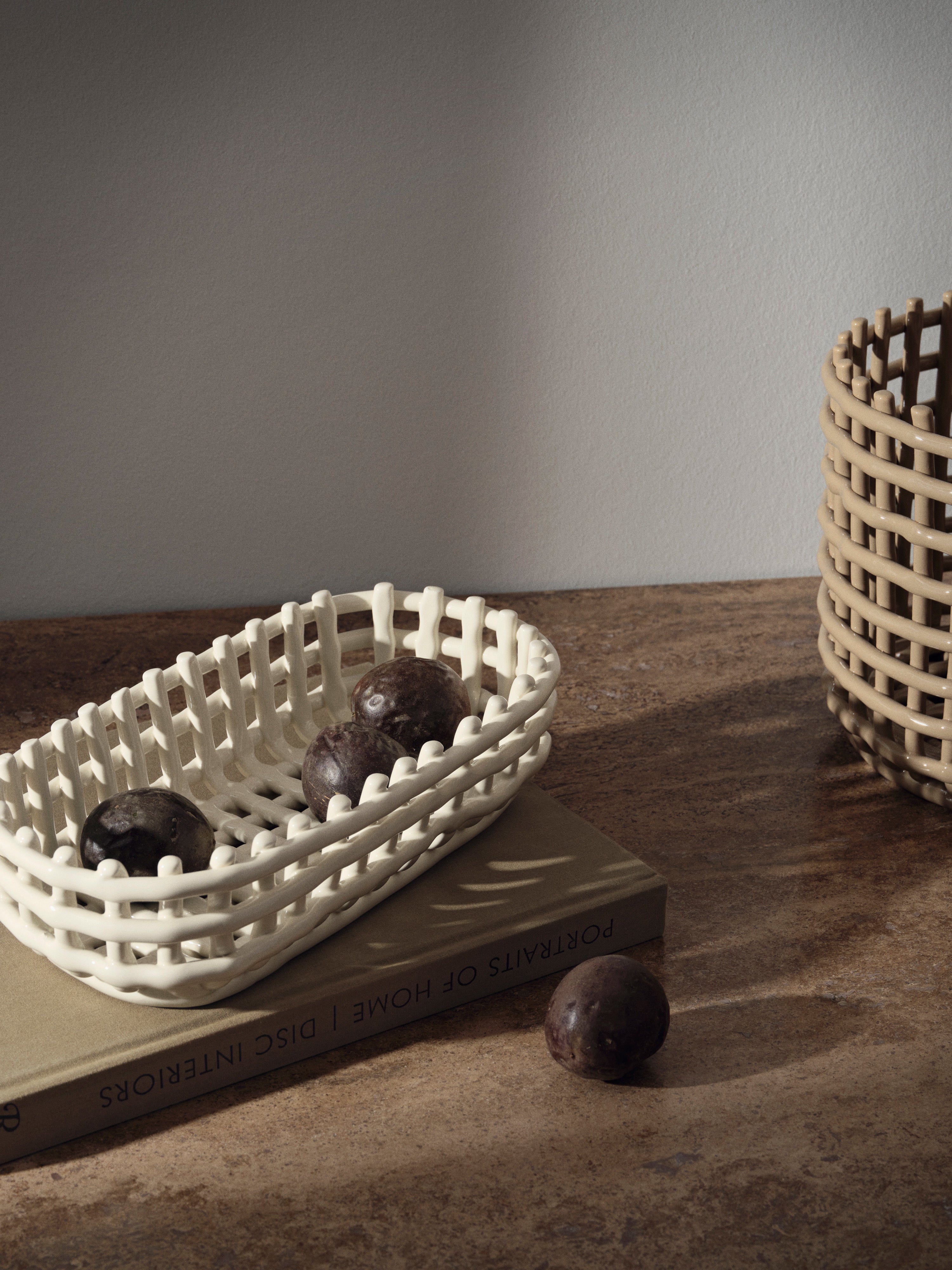 Koszyk CERAMIC BASKET OVAL biały