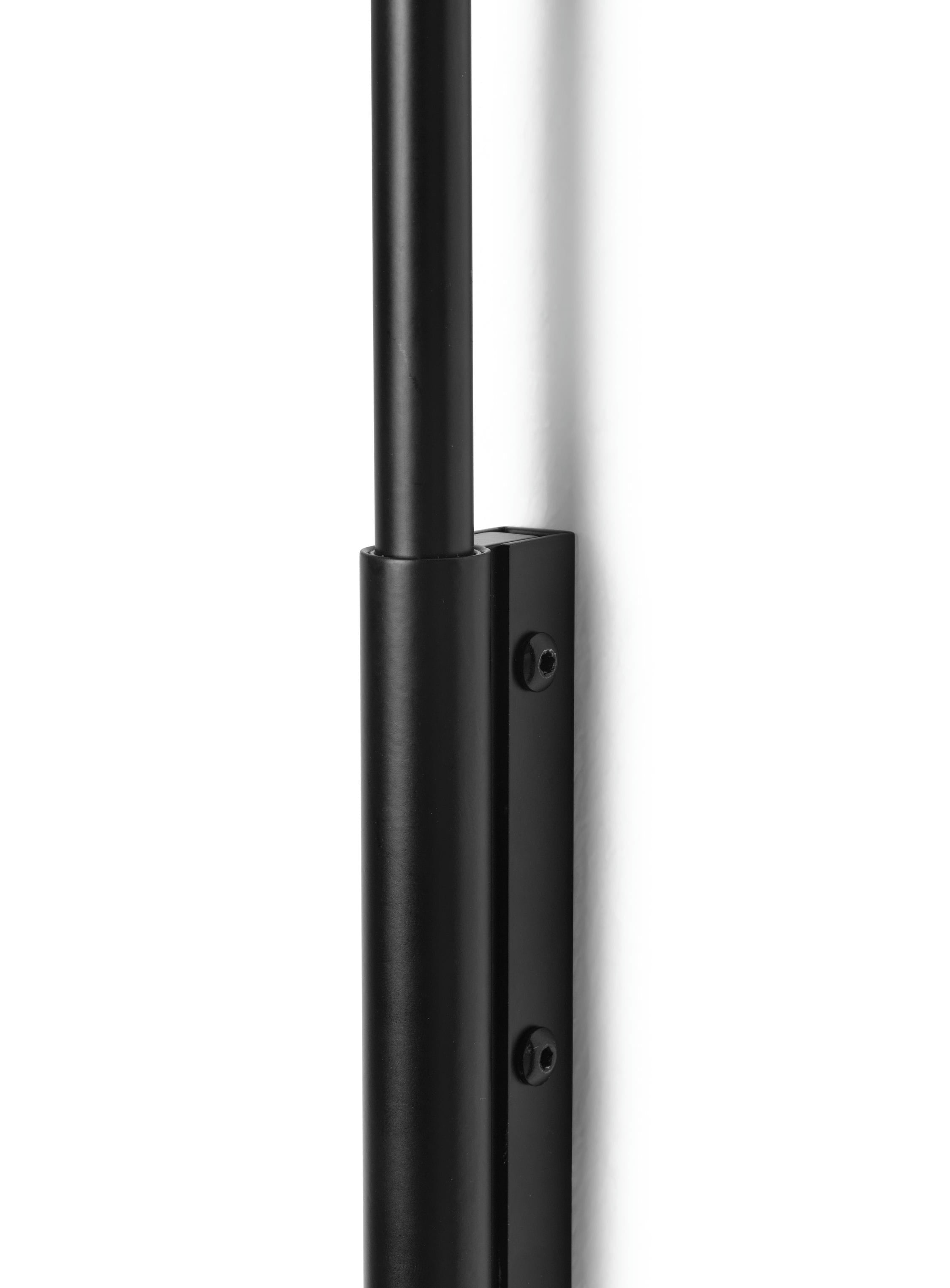Schwarze Arumwandlampe
