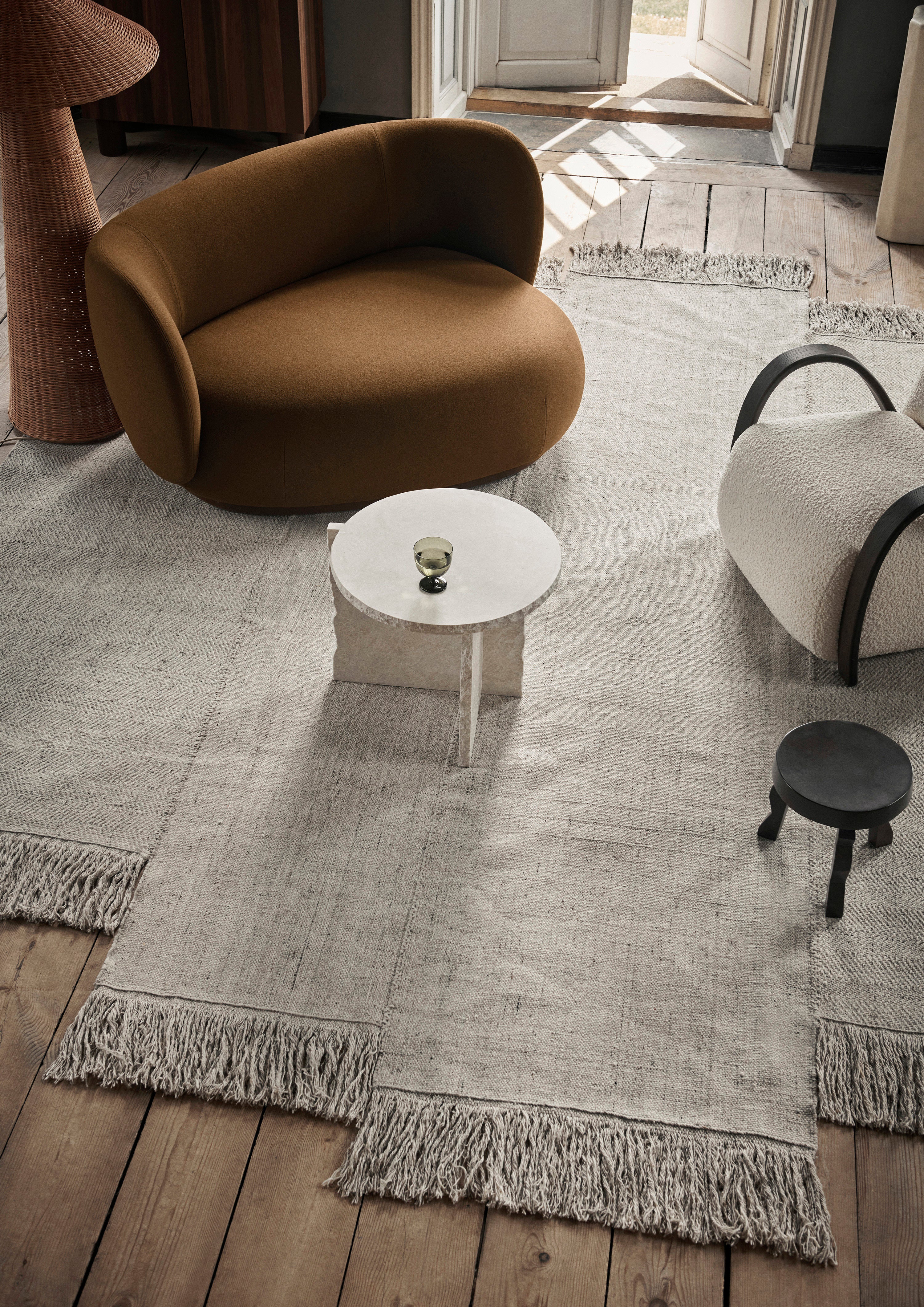 ALTER rug in gray-beige wool