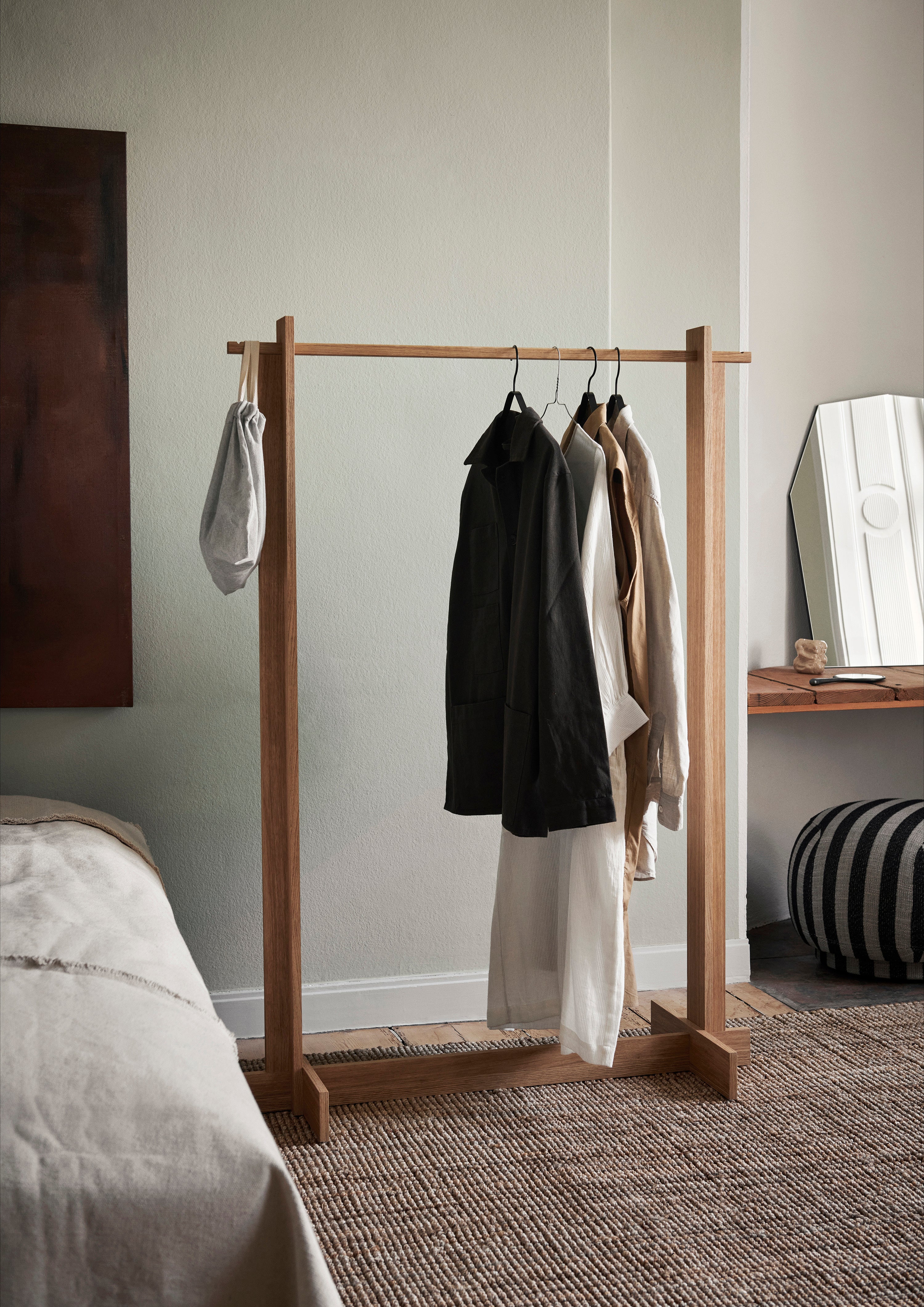 Stojak na ubrania BRIDGE CLOTHES RACK fornir dębowy