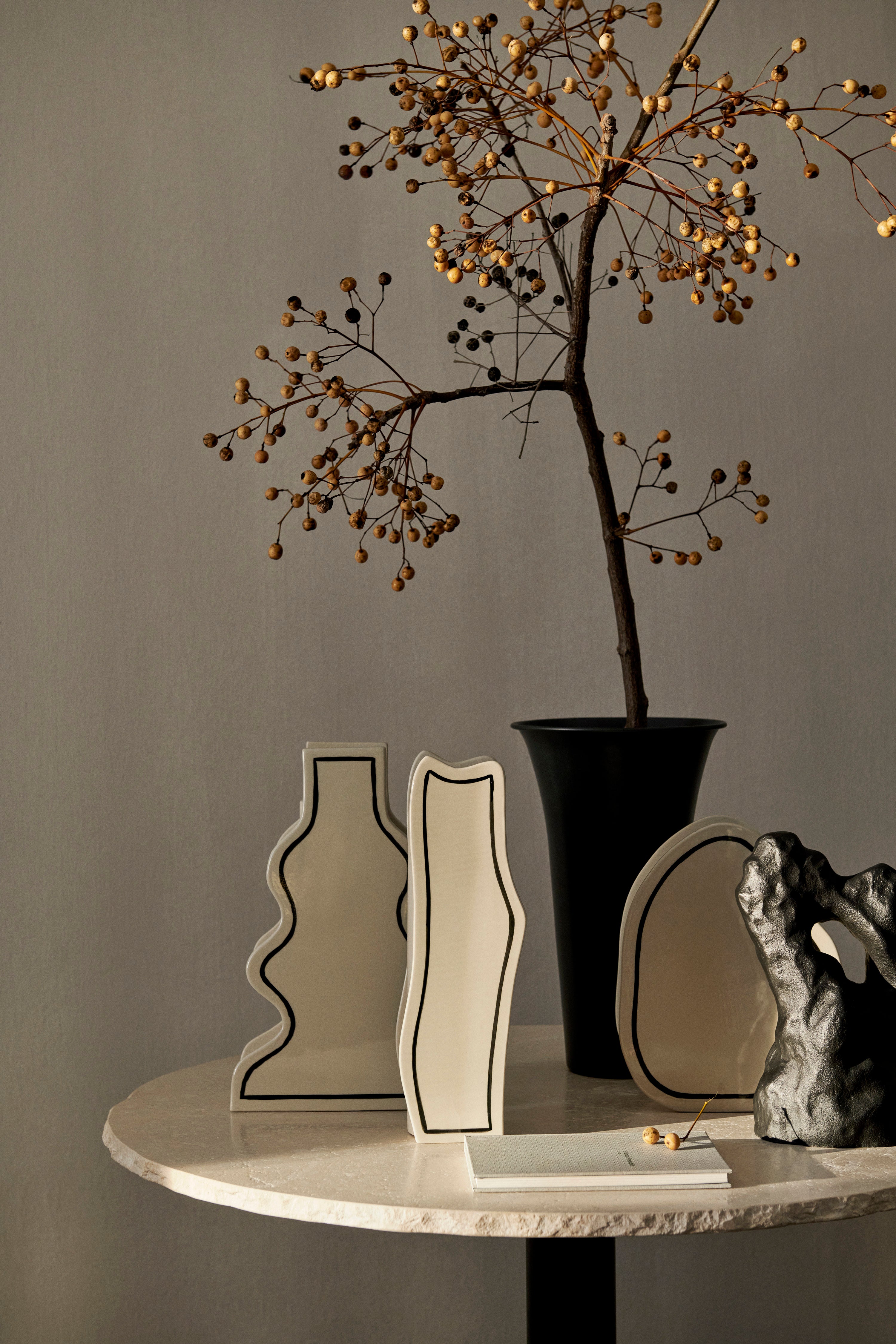 Wazon PASTE VASE CURVY złamana biel z czarnym wzorem