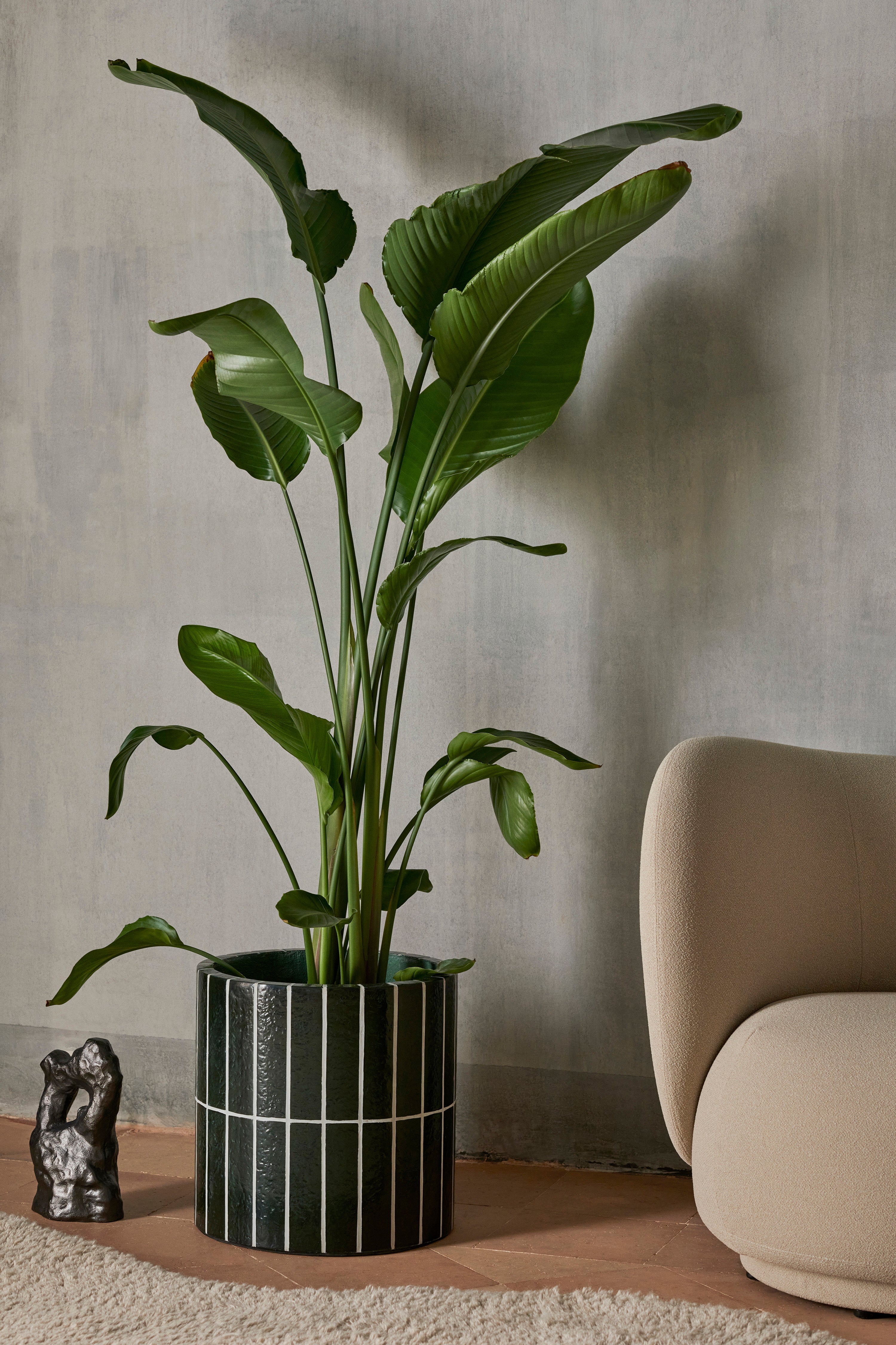 Donica PILLAR PLANT POT ciemnozielony beton z białym