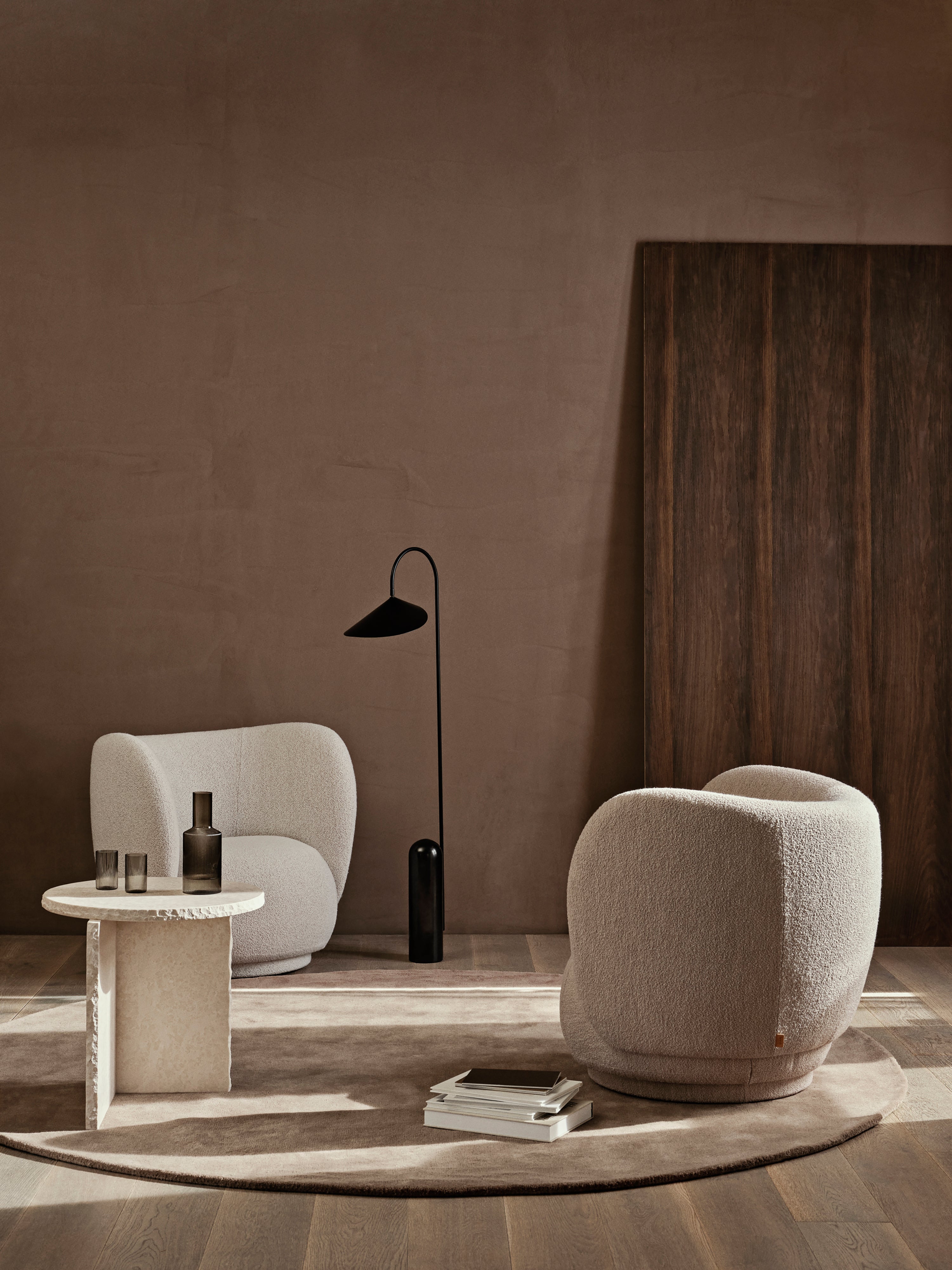 Fotel obrotowy RICO LOUNGE Wool Boucle złamana biel