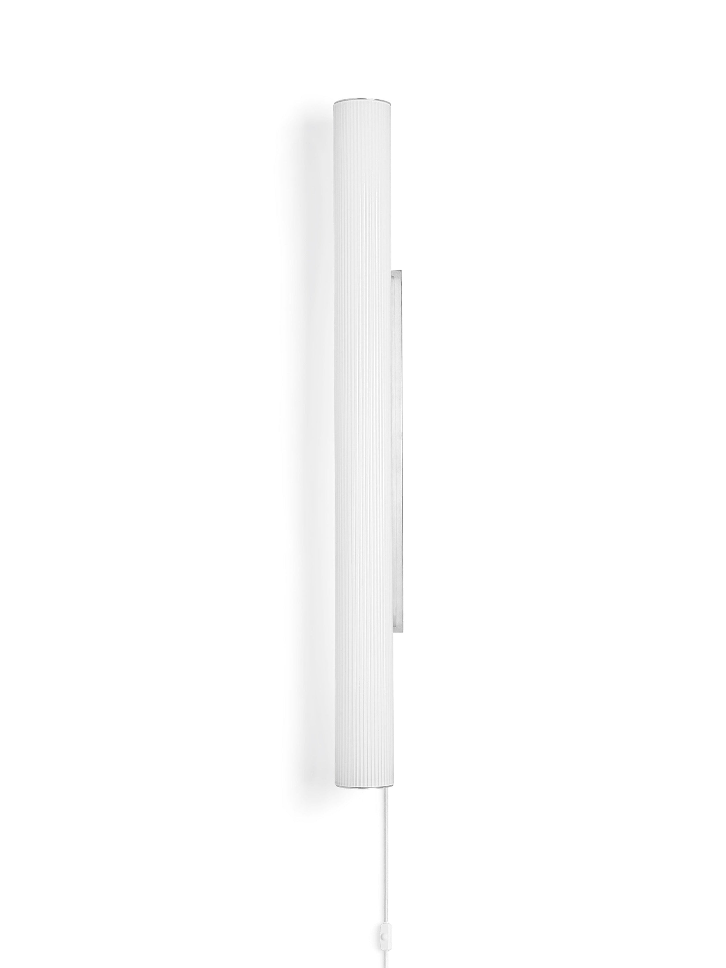 Lampa ścienna VUELTA LONG biały ze stalowym wykończeniem