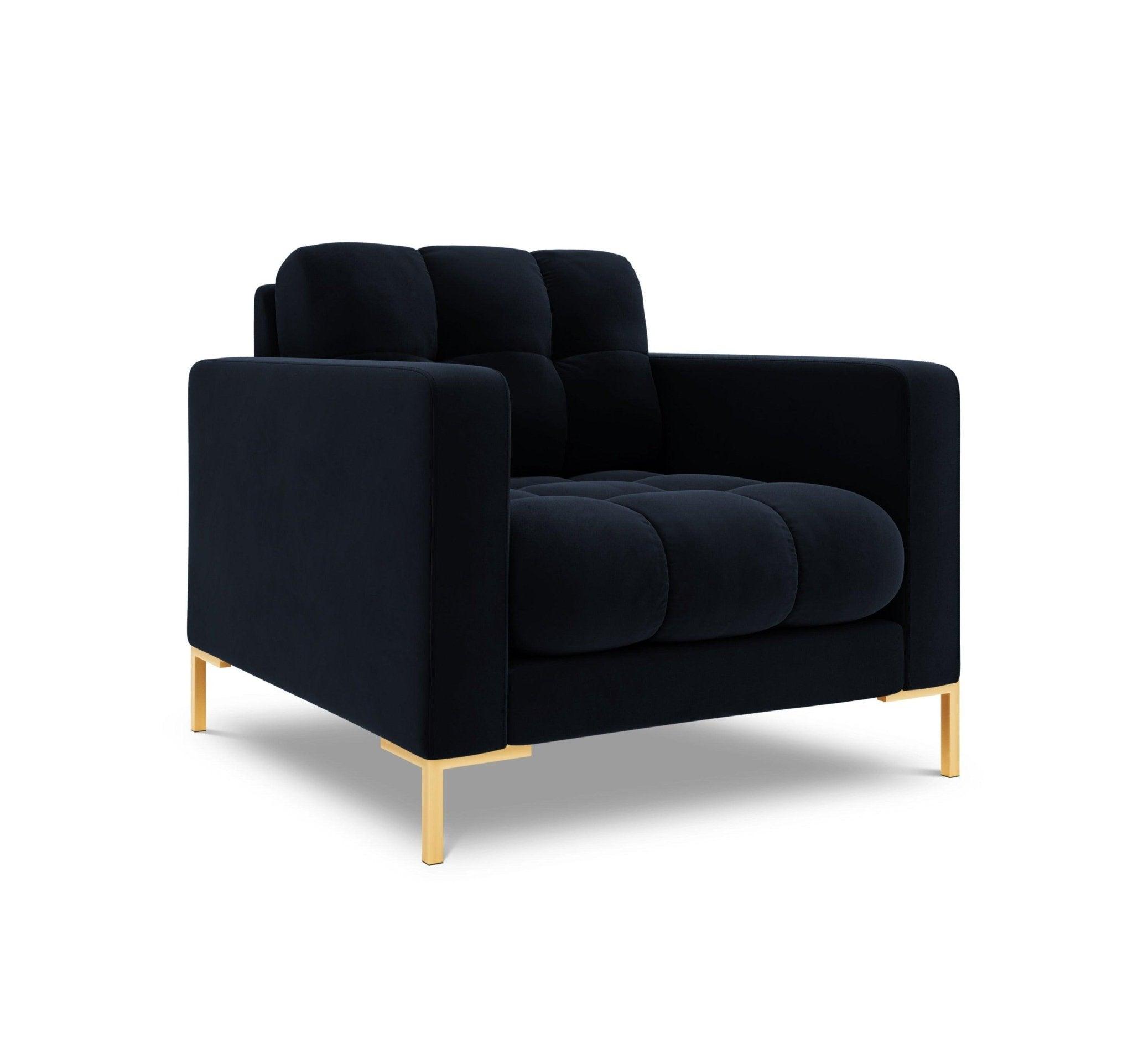 Fotel aksamitny BALI ciemnoniebieski ze złotą podstawą Cosmopolitan Design Eye on Design
