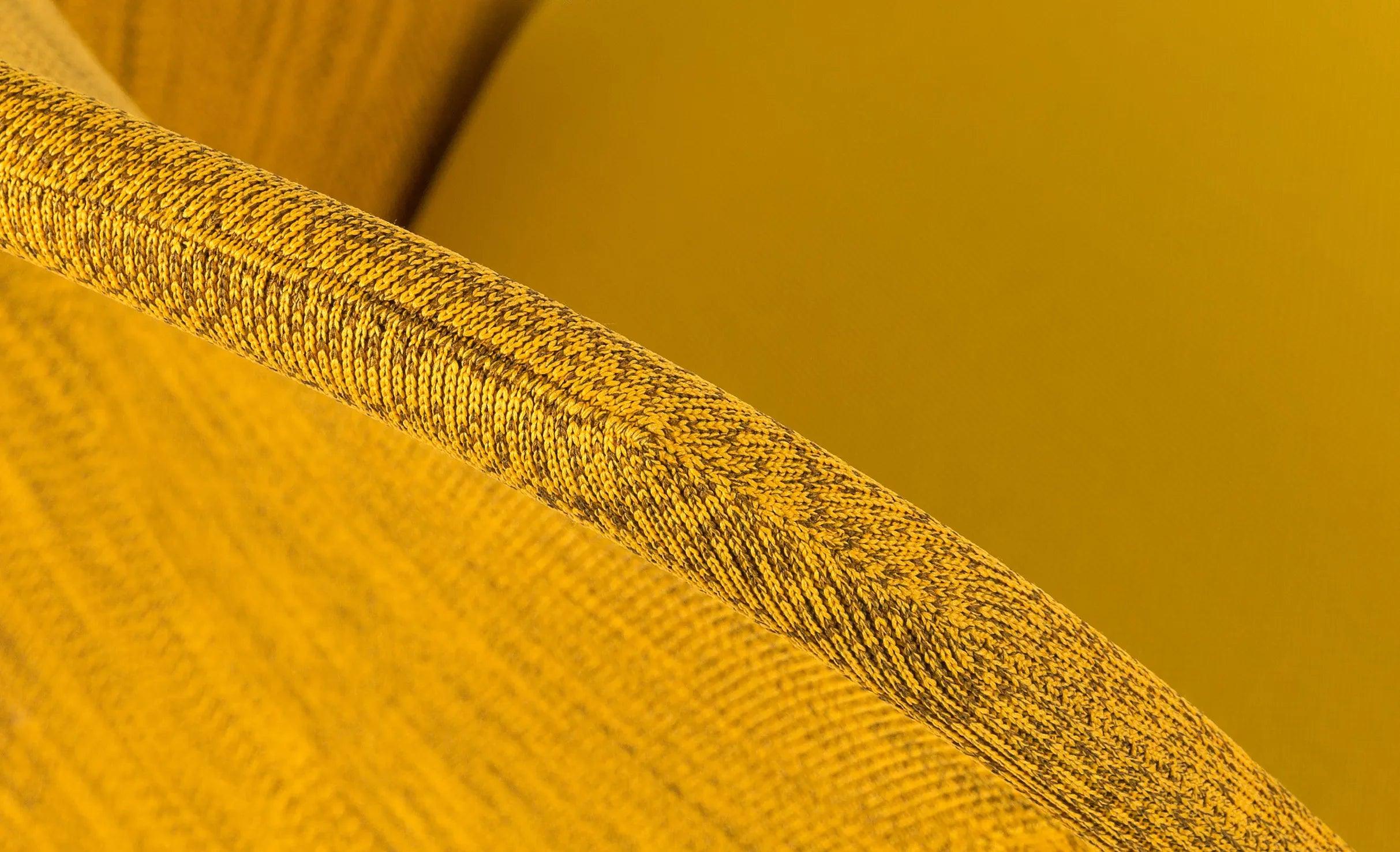 Fotel składany SHIFT ochre Moooi Eye on Design