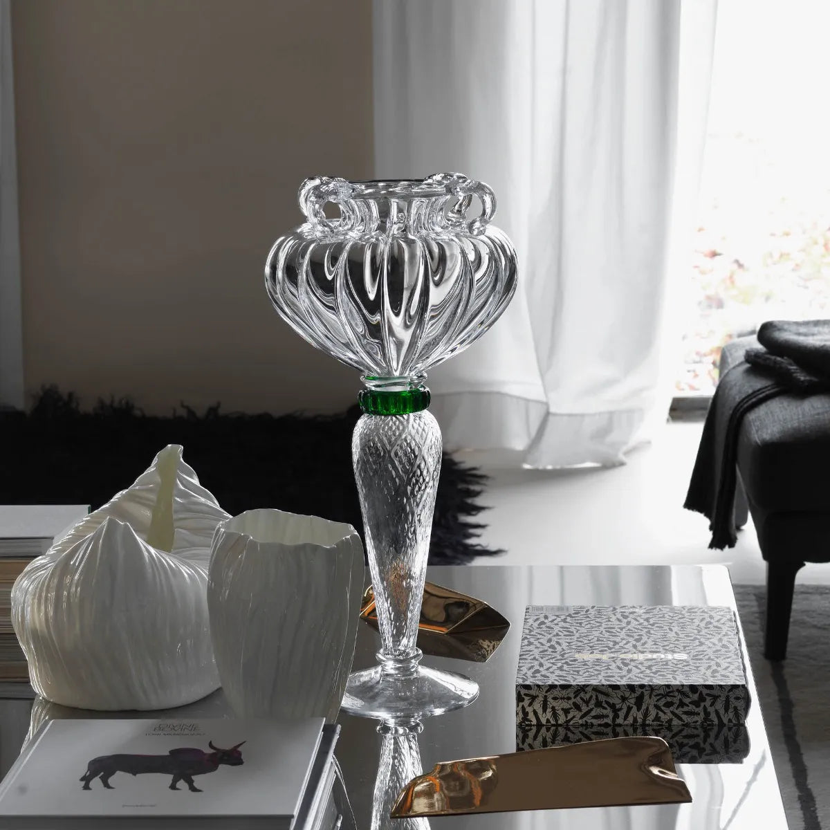 HERA Vase transparentes Glas mit grünem