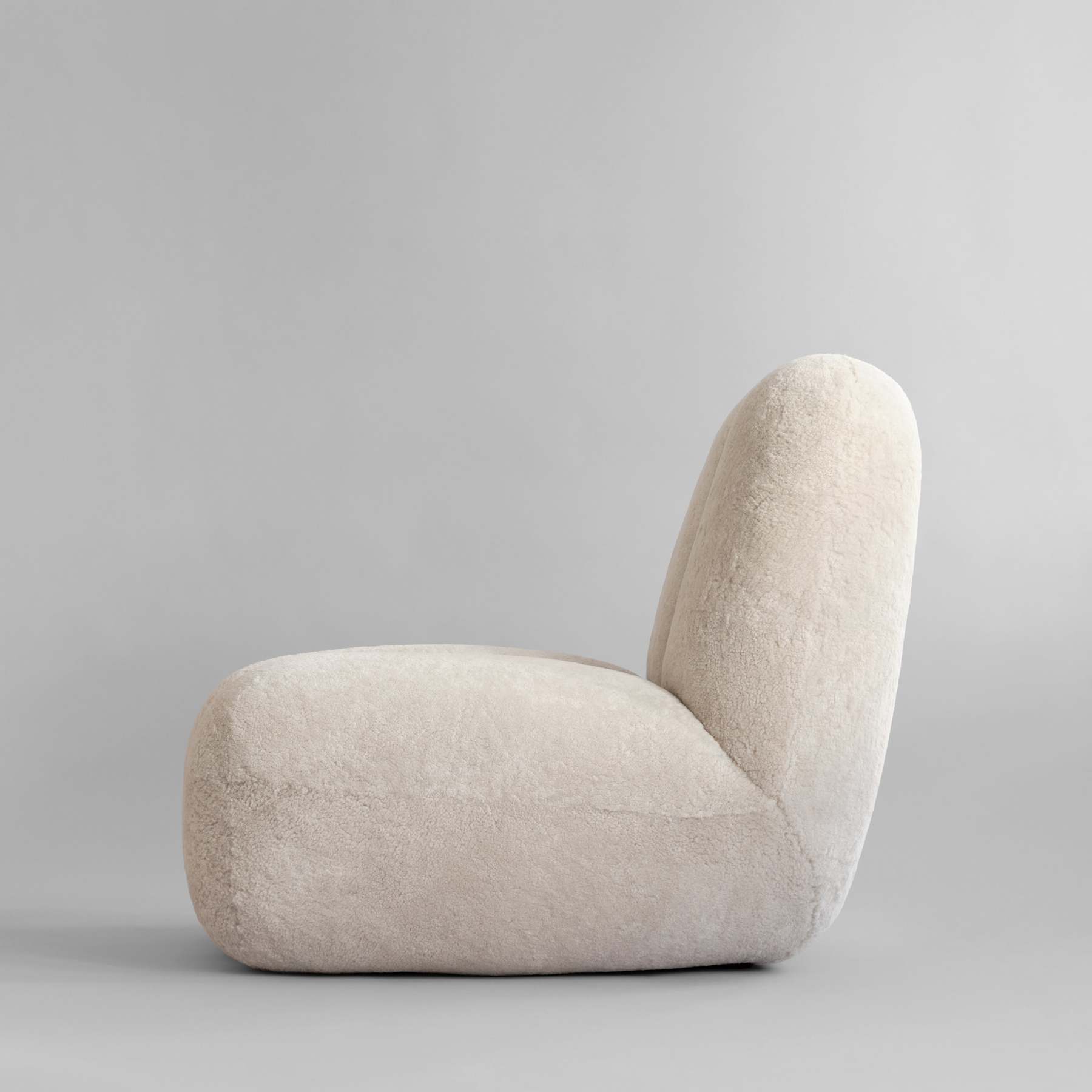 Fotel w tkaninie Sheepskin TOE kremowy