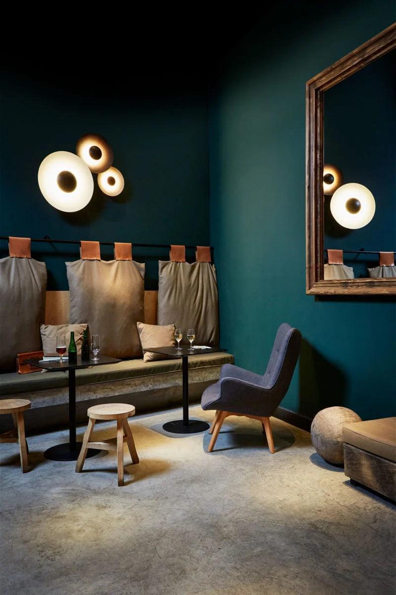 Kinkiet GINGER biały z czarnym Marset Eye on Design