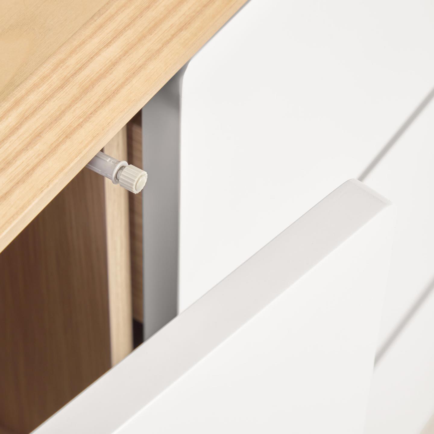 Komoda ANIELLE lite drewno jesionowe La Forma Eye on Design
