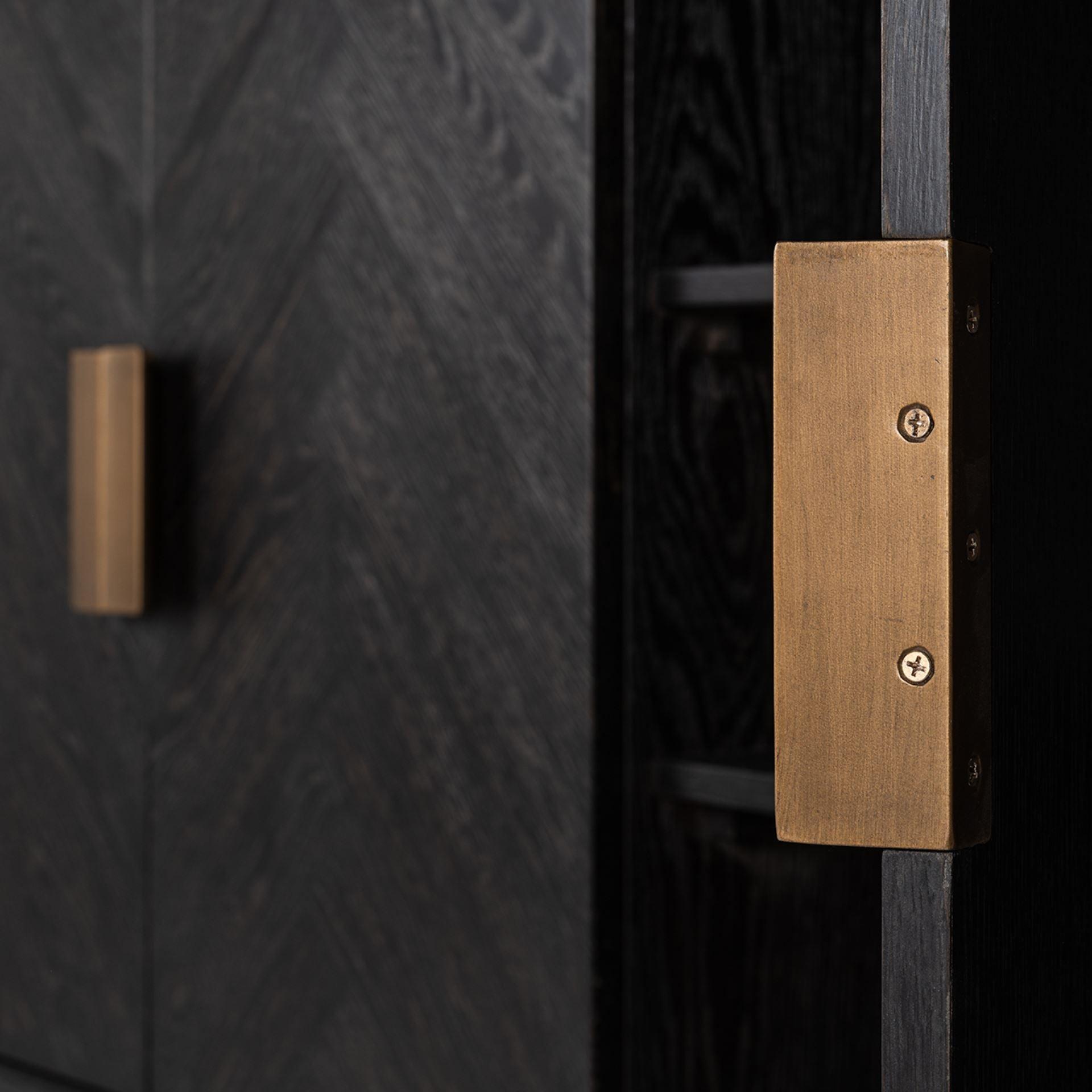 Komoda BLACKBONE mosiężny Richmond Interiors Eye on Design