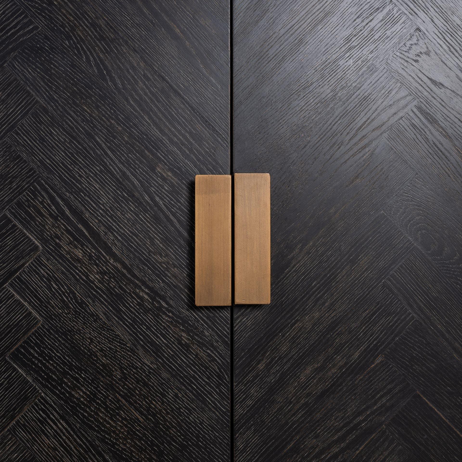 Komoda BLACKBONE mosiężny Richmond Interiors Eye on Design