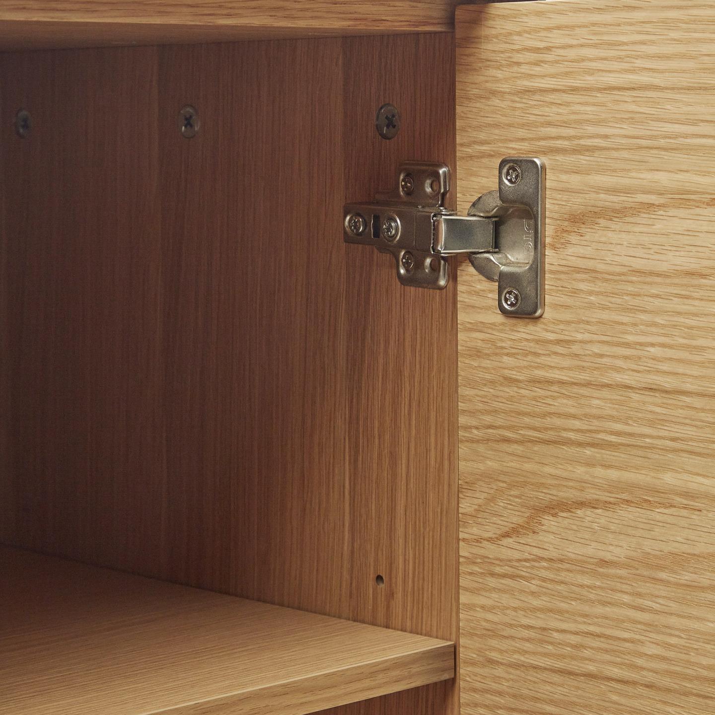 Komoda wysoka 4-drzwiowa VEDRANA fornir dębowy La Forma Eye on Design