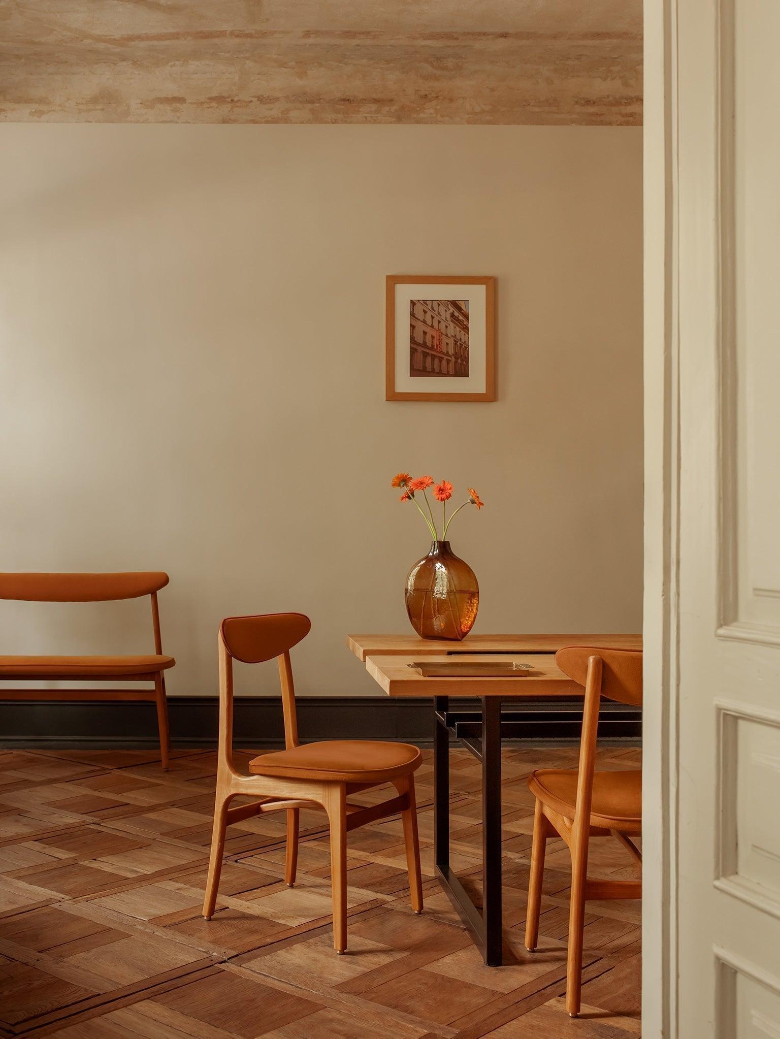 Krzesło 200-190 beżowy w tkaninie Boucle Beige 366 concept Eye on Design