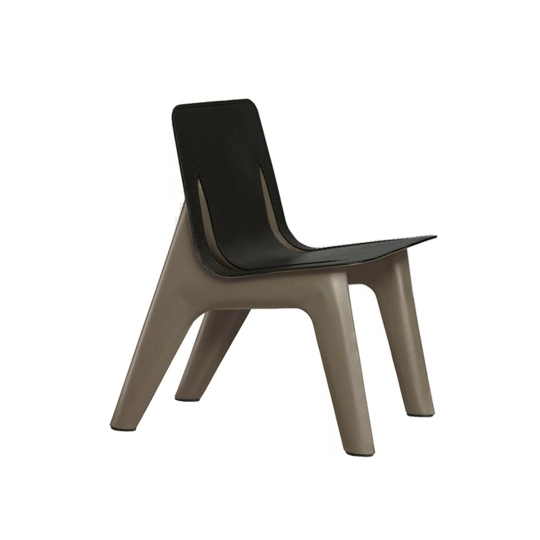 Krzesło J-CHAIR beżowym mat z czarnym wykończeniem Zieta Studio Eye on Design