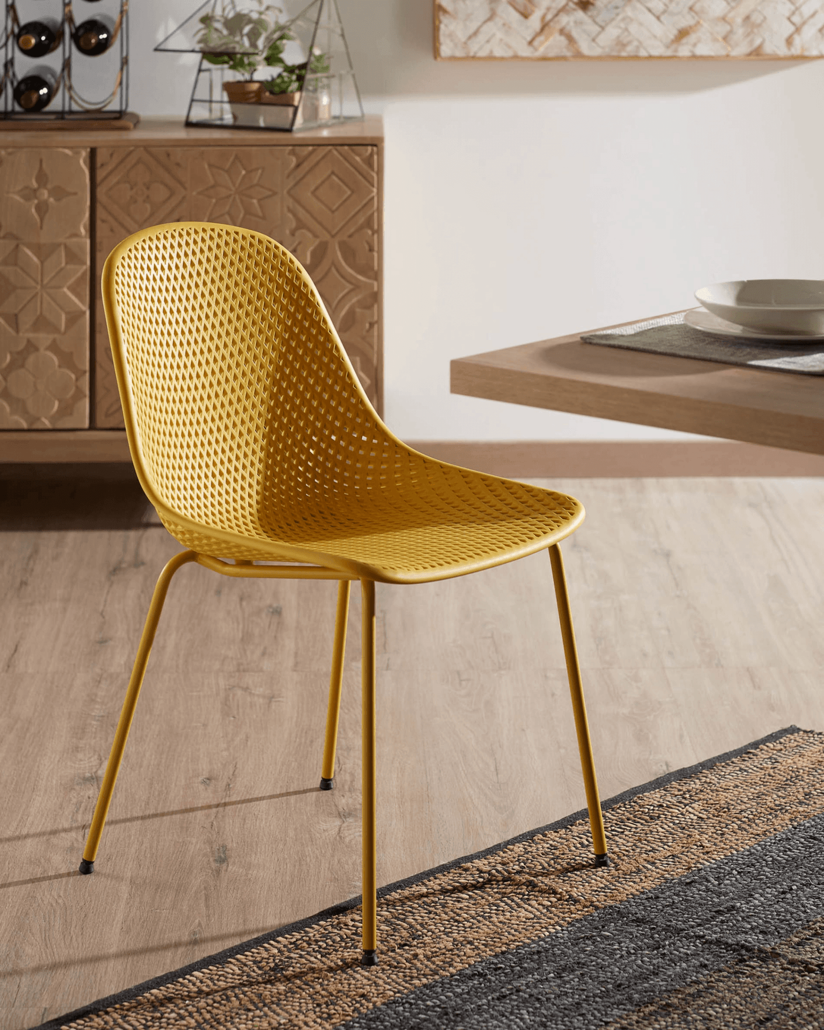 Krzesło ogrodowe QUINBY żółty La Forma Eye on Design
