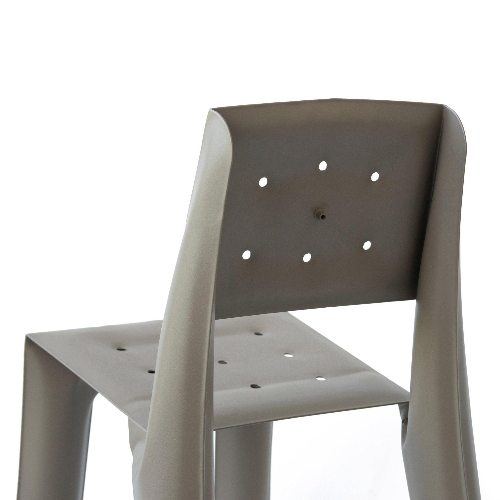 Krzesło stalowe CHIPPENSTEEL 0.5 beżowy mat Zieta Studio Eye on Design