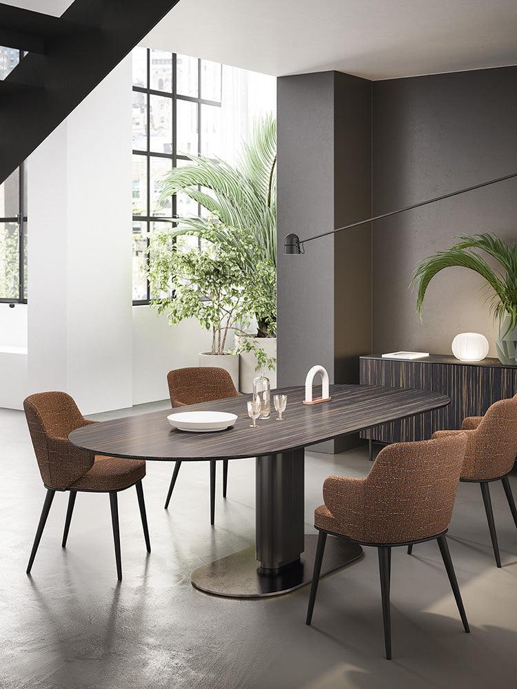 Krzesło z podłokietnikami FOYER boucle beżowy z drewnianą podstawą Calligaris Eye on Design