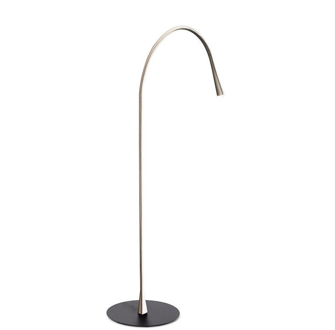 Lampa podłogowa FLEXILED jasna skóra Contardi Eye on Design
