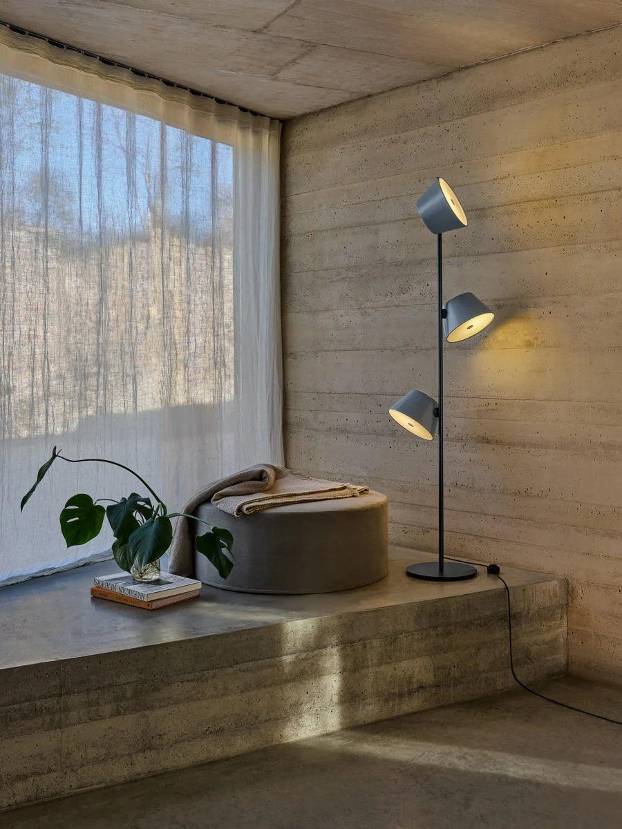Lampa podłogowa TAM TAM szary Marset Eye on Design