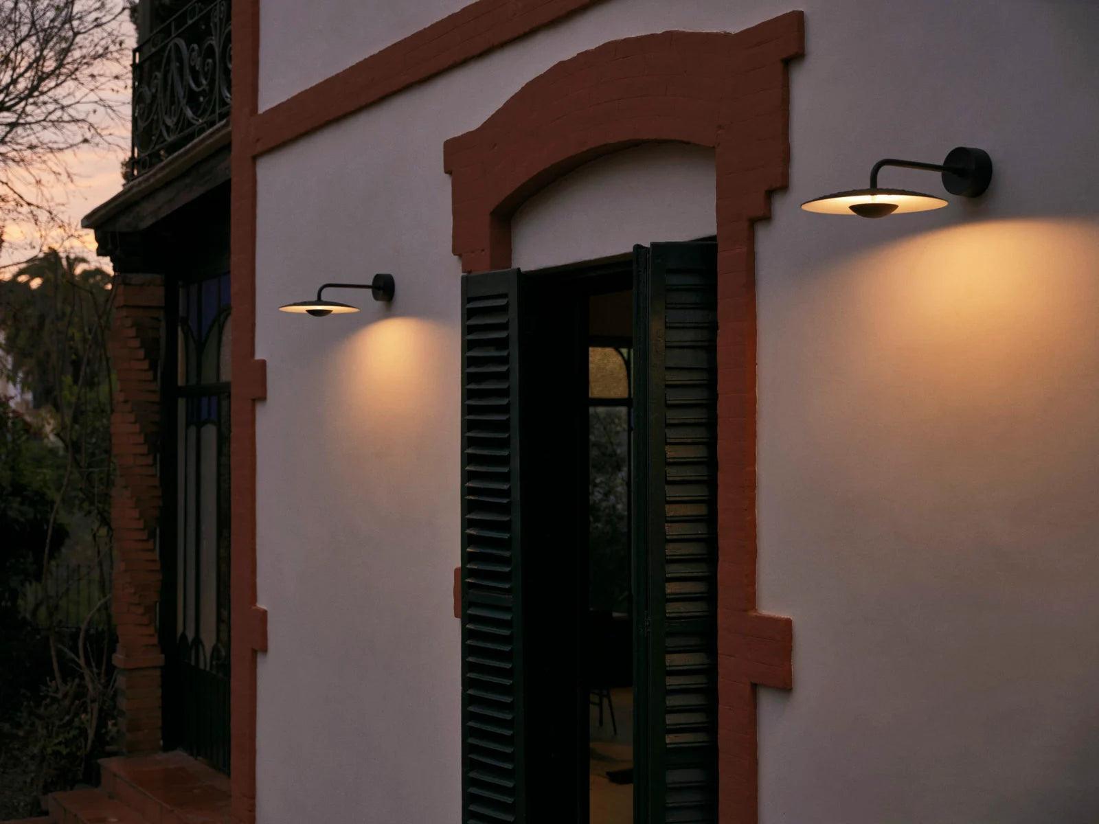 Lampa ścienna zewnętrzna GINGER biały Marset Eye on Design