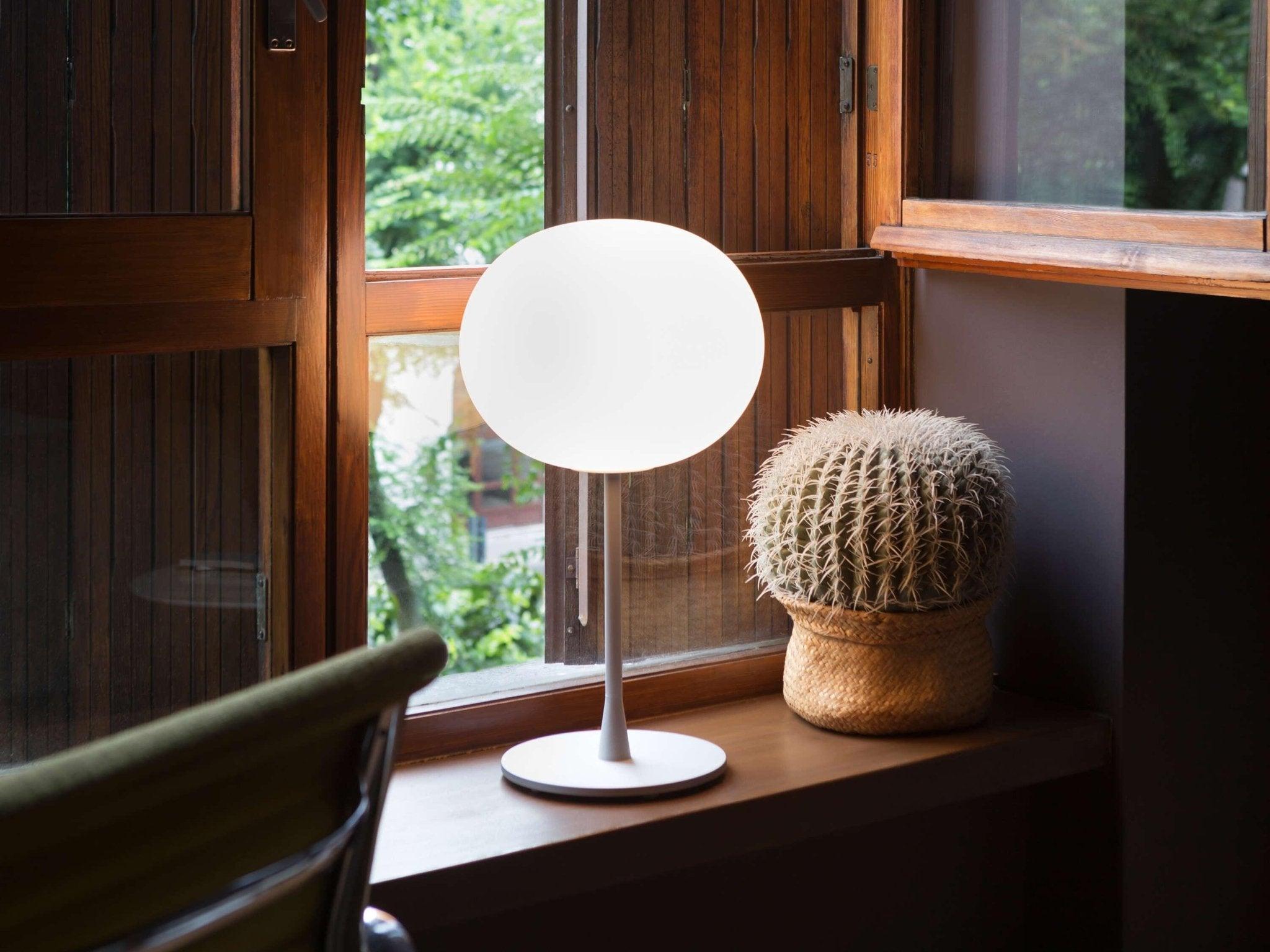Lampa stołowa GLO-BALL TABLE srebrny Flos Eye on Design