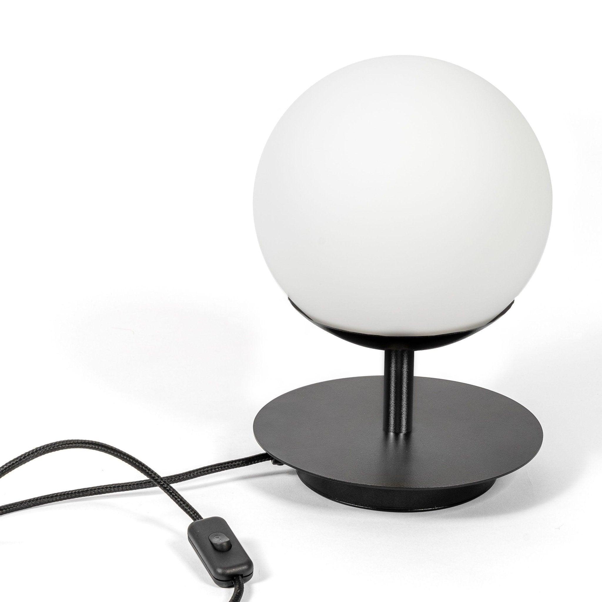 Lampa stołowa PLAAT czarny Ummo Eye on Design