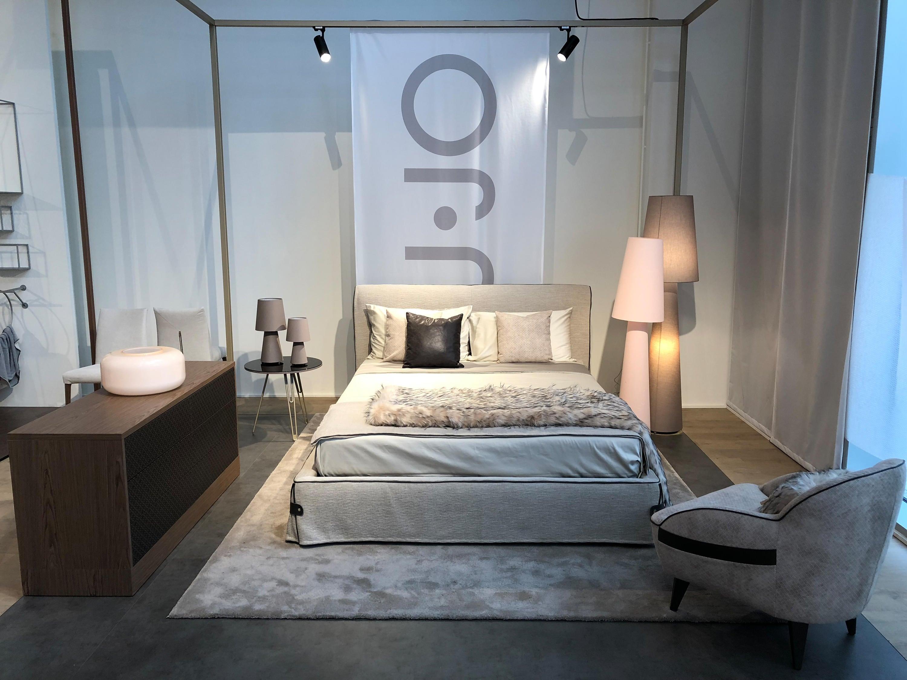 Łóżko BOTTON UP ciemnoszary Liu Jo Living Eye on Design