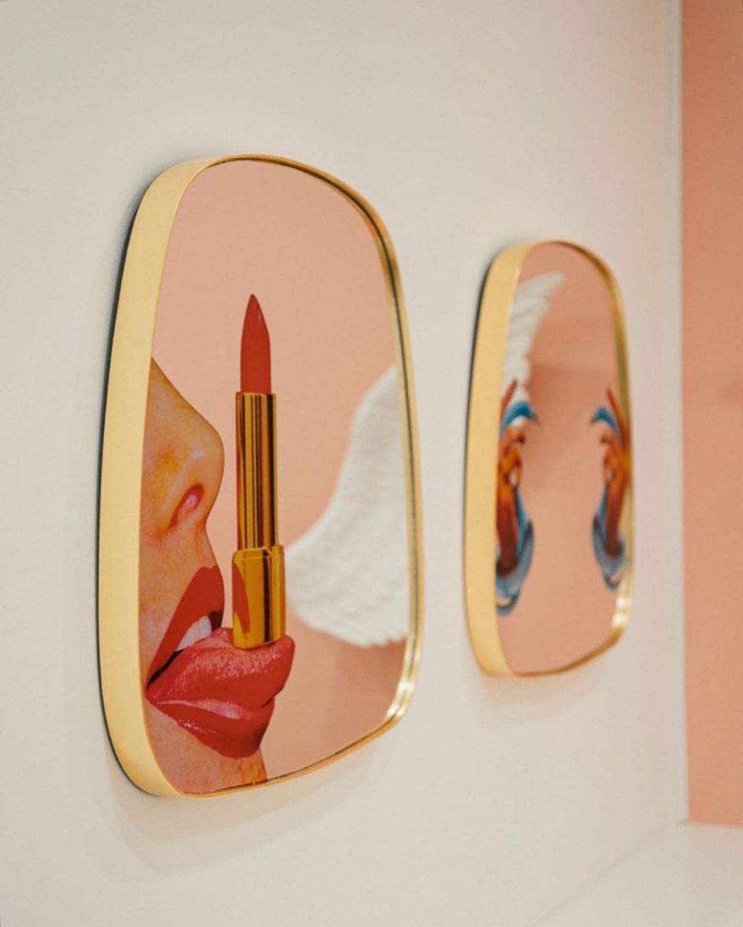 Lustro dekoracyjne LIPSTICKS w złotej ramie Seletti Eye on Design