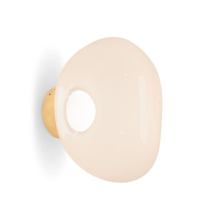 Melt wall lamp with a golden finish